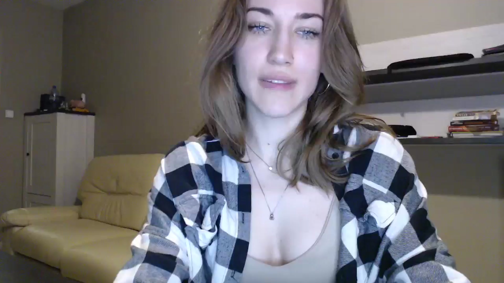 Gallery image thumbnail from GalaxyAnisia's myfreecams stream on, 12/12/2024, 02:14 image 17 of 20
