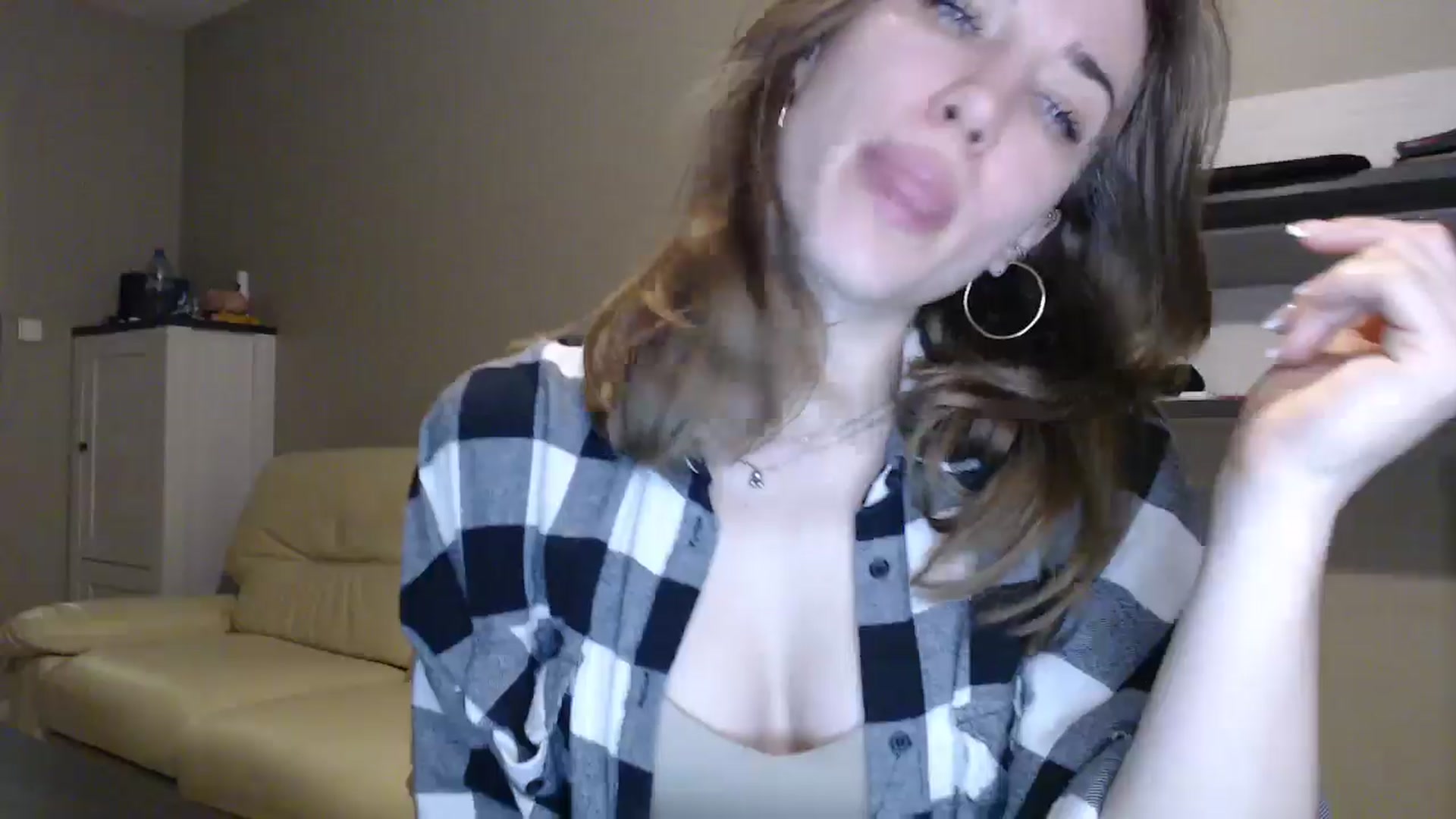 Gallery image thumbnail from GalaxyAnisia's myfreecams stream on, 12/12/2024, 02:14 image 12 of 20