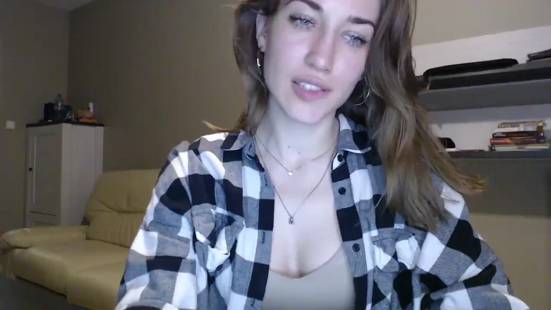 Gallery image thumbnail from GalaxyAnisia's myfreecams stream on, 12/12/2024, 02:14 image 20 of 20