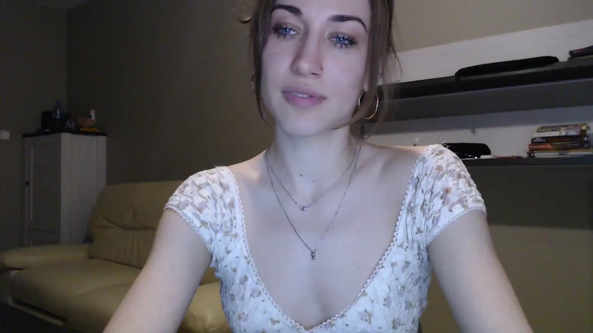 Gallery image thumbnail from GalaxyAnisia's myfreecams stream on, 12/13/2024, 01:20 image 11 of 20