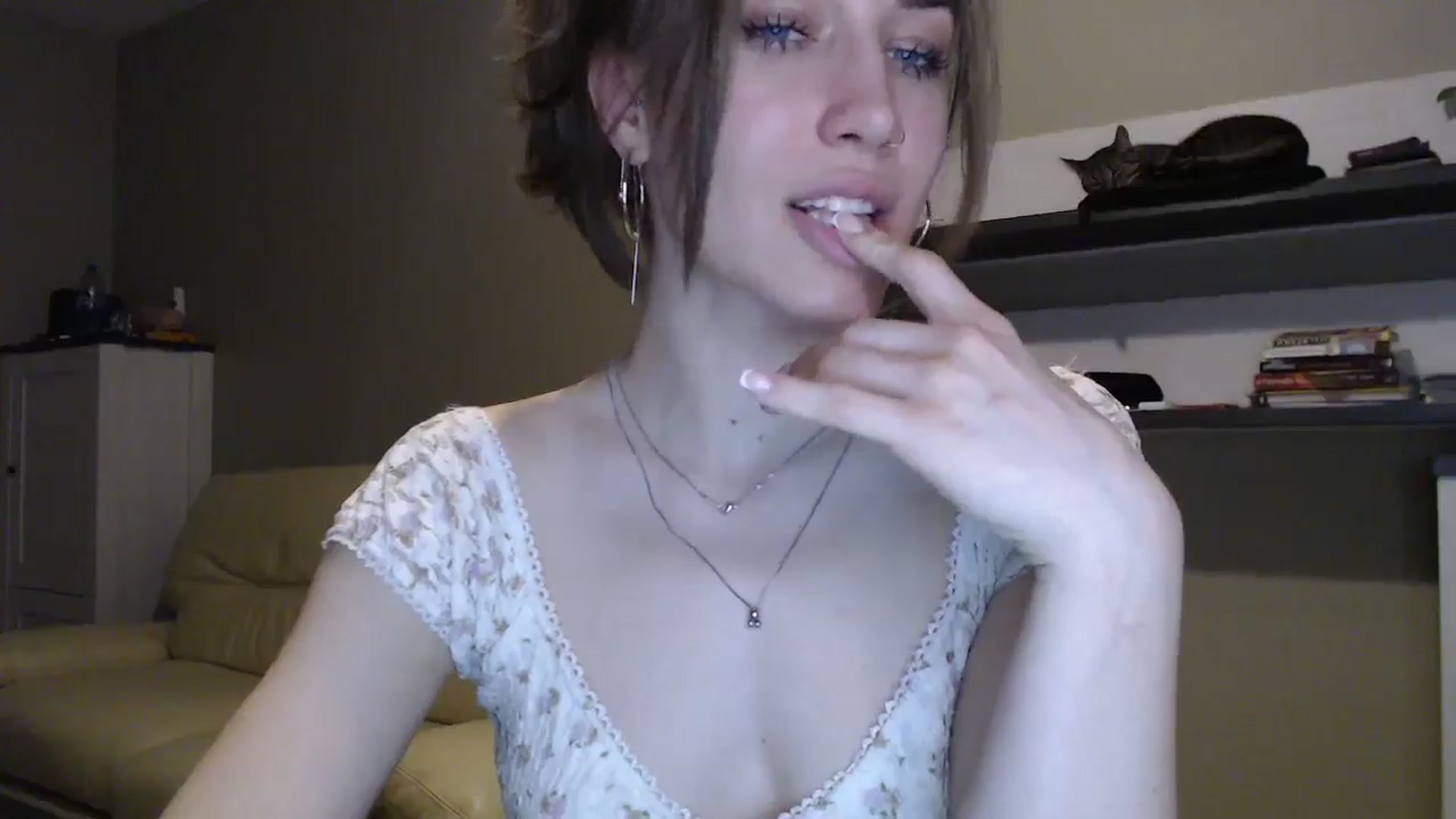 Gallery image thumbnail from GalaxyAnisia's myfreecams stream on, 12/13/2024, 02:31 image 18 of 20