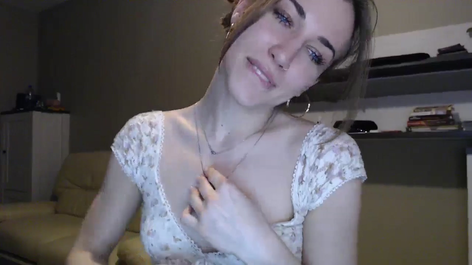 Gallery image thumbnail from GalaxyAnisia's myfreecams stream on, 12/13/2024, 02:31 image 6 of 20