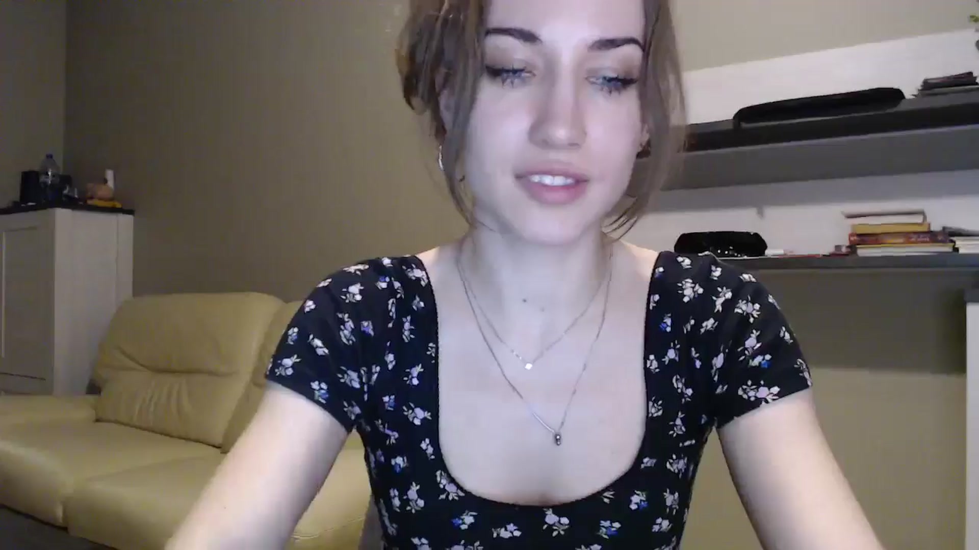Gallery image thumbnail from GalaxyAnisia's myfreecams stream on, 12/17/2024, 04:40 image 5 of 20