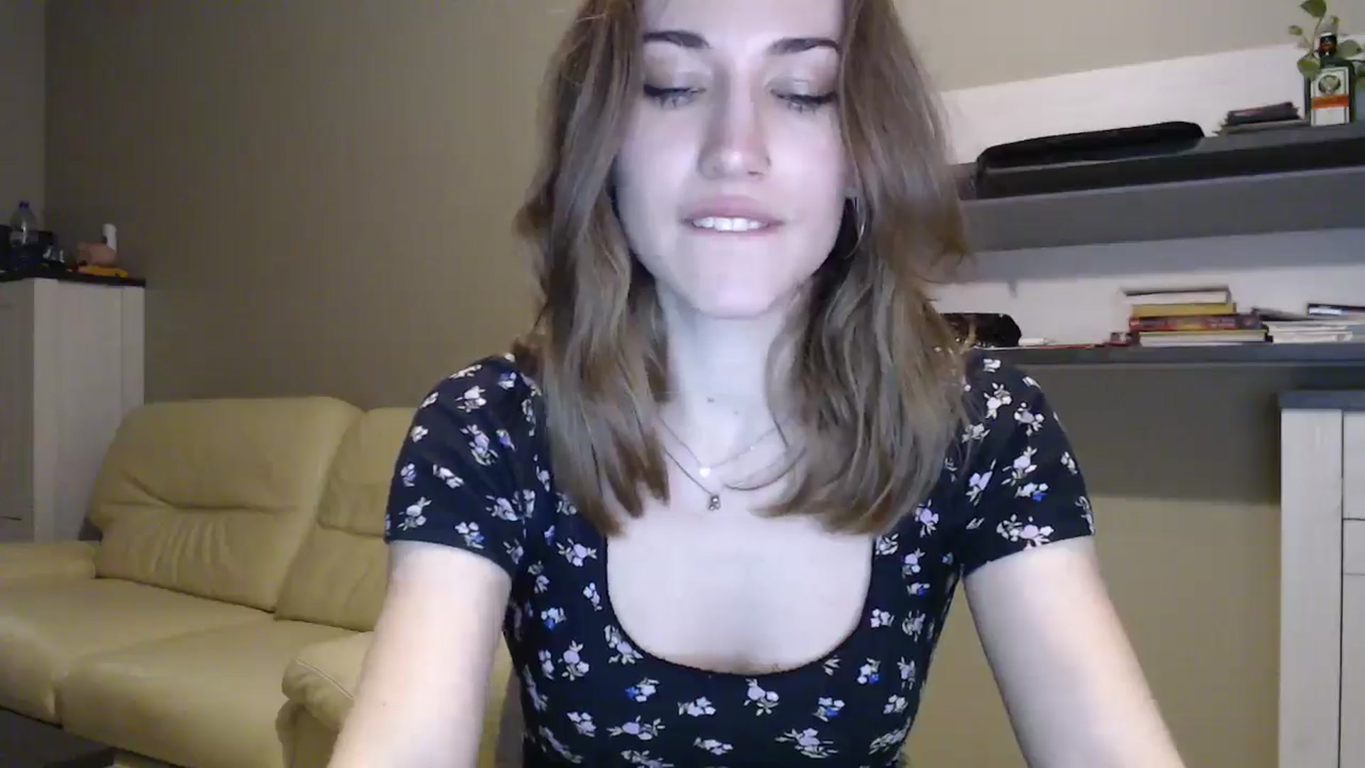 Gallery image thumbnail from GalaxyAnisia's myfreecams stream on, 12/17/2024, 04:40 image 16 of 20