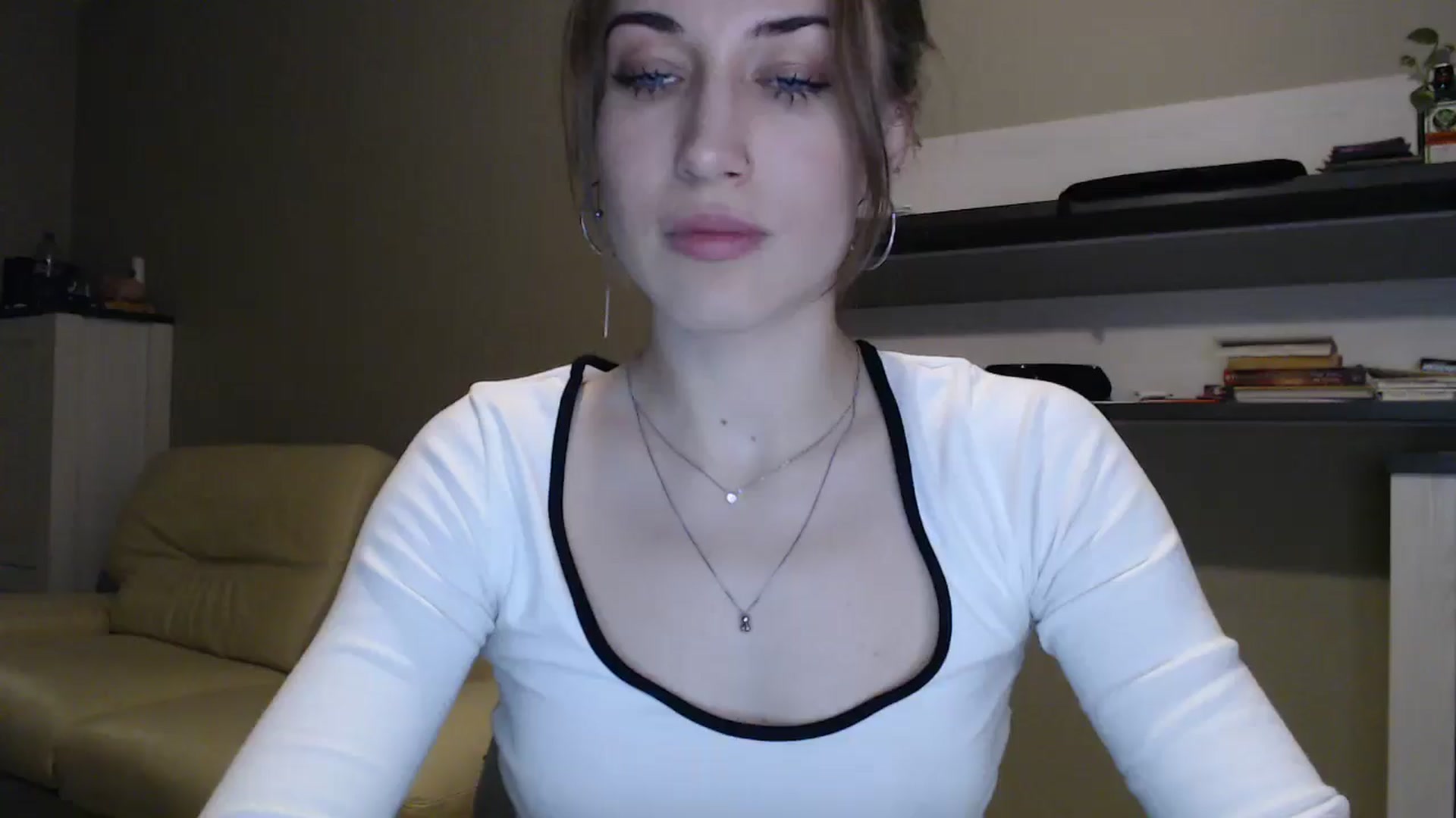 Gallery image thumbnail from GalaxyAnisia's myfreecams stream on, 12/18/2024, 24:05 image 4 of 20