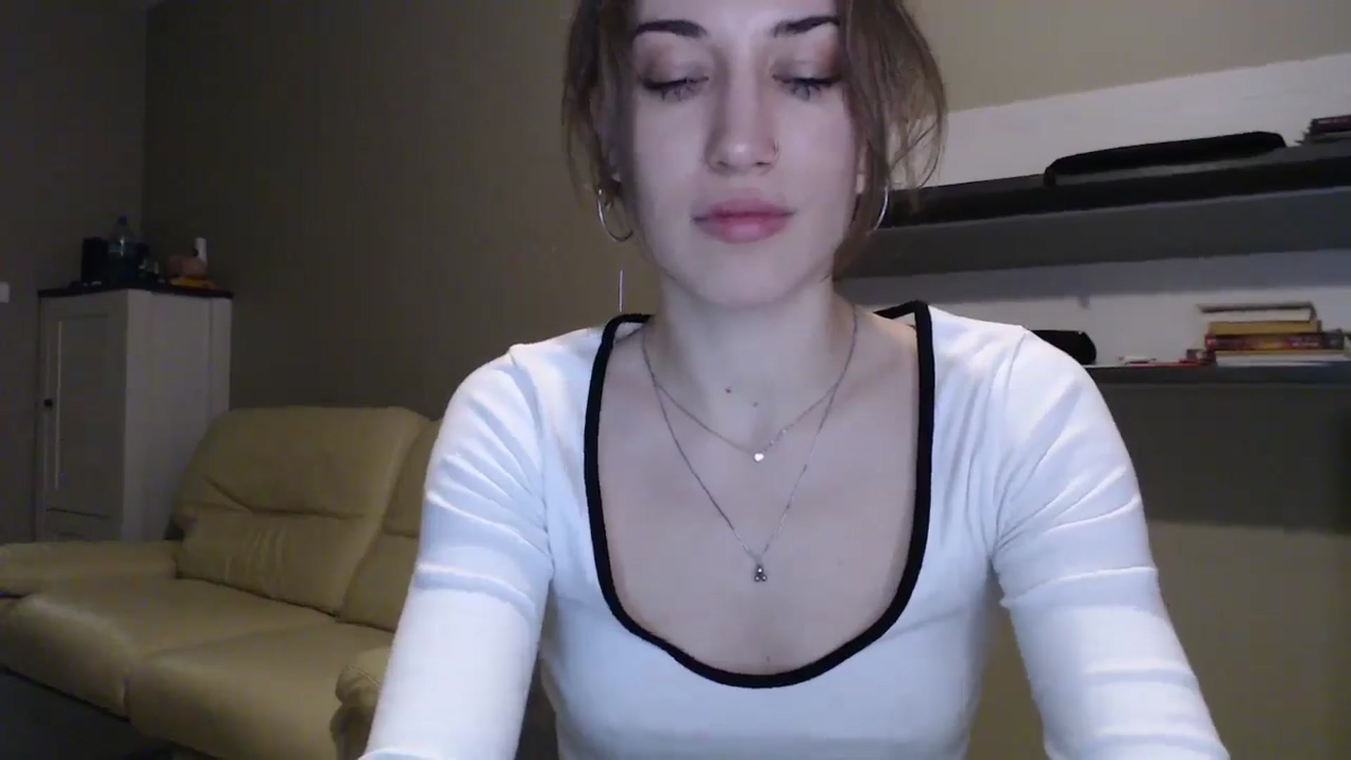 Gallery image thumbnail from GalaxyAnisia's myfreecams stream on, 12/18/2024, 24:56 image 18 of 20