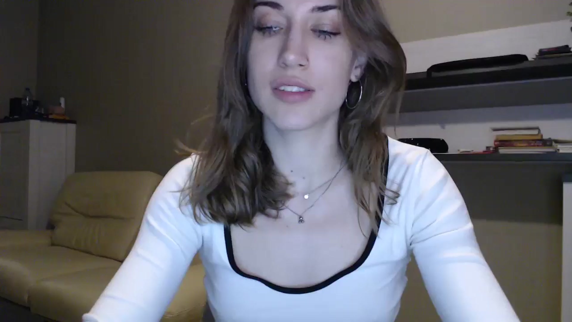Gallery image thumbnail from GalaxyAnisia's myfreecams stream on, 12/18/2024, 02:28 image 1 of 20