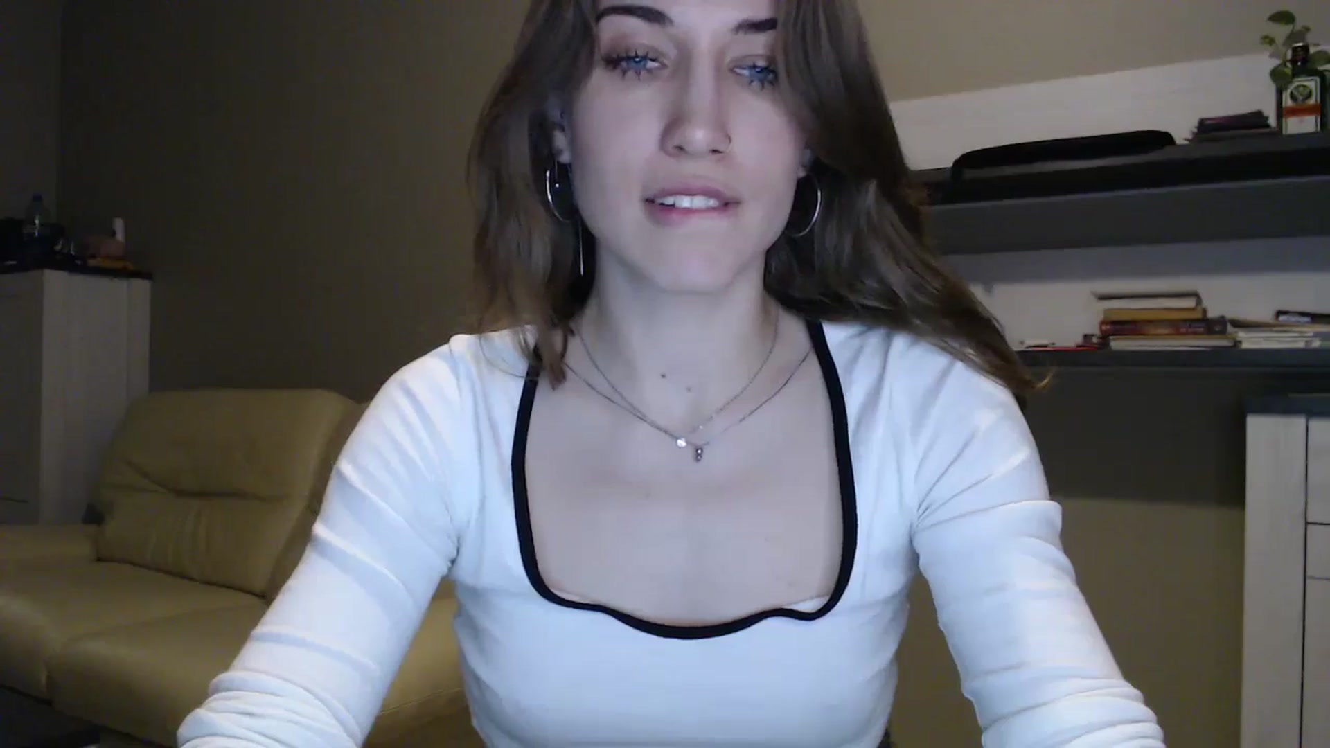 Gallery image thumbnail from GalaxyAnisia's myfreecams stream on, 12/18/2024, 02:28 image 18 of 20