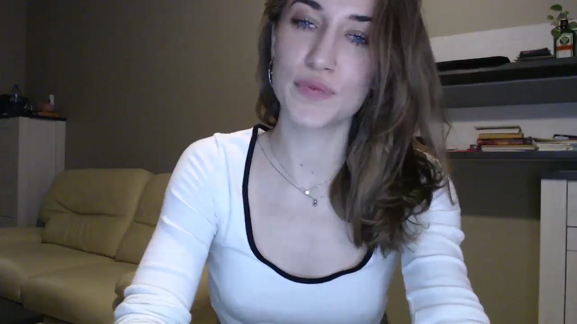 Gallery image thumbnail from GalaxyAnisia's myfreecams stream on, 12/18/2024, 02:28 image 19 of 20