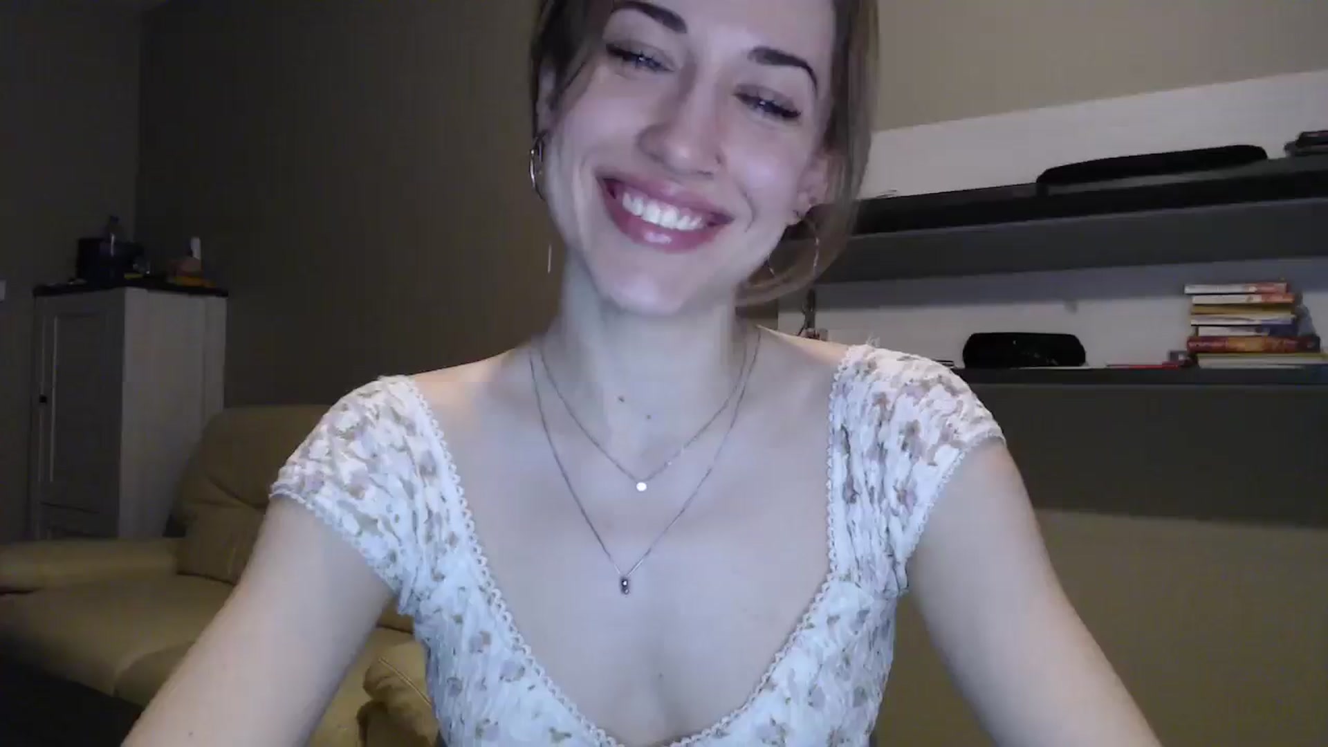 Gallery image thumbnail from GalaxyAnisia's myfreecams stream on, 12/24/2024, 01:55 image 1 of 20