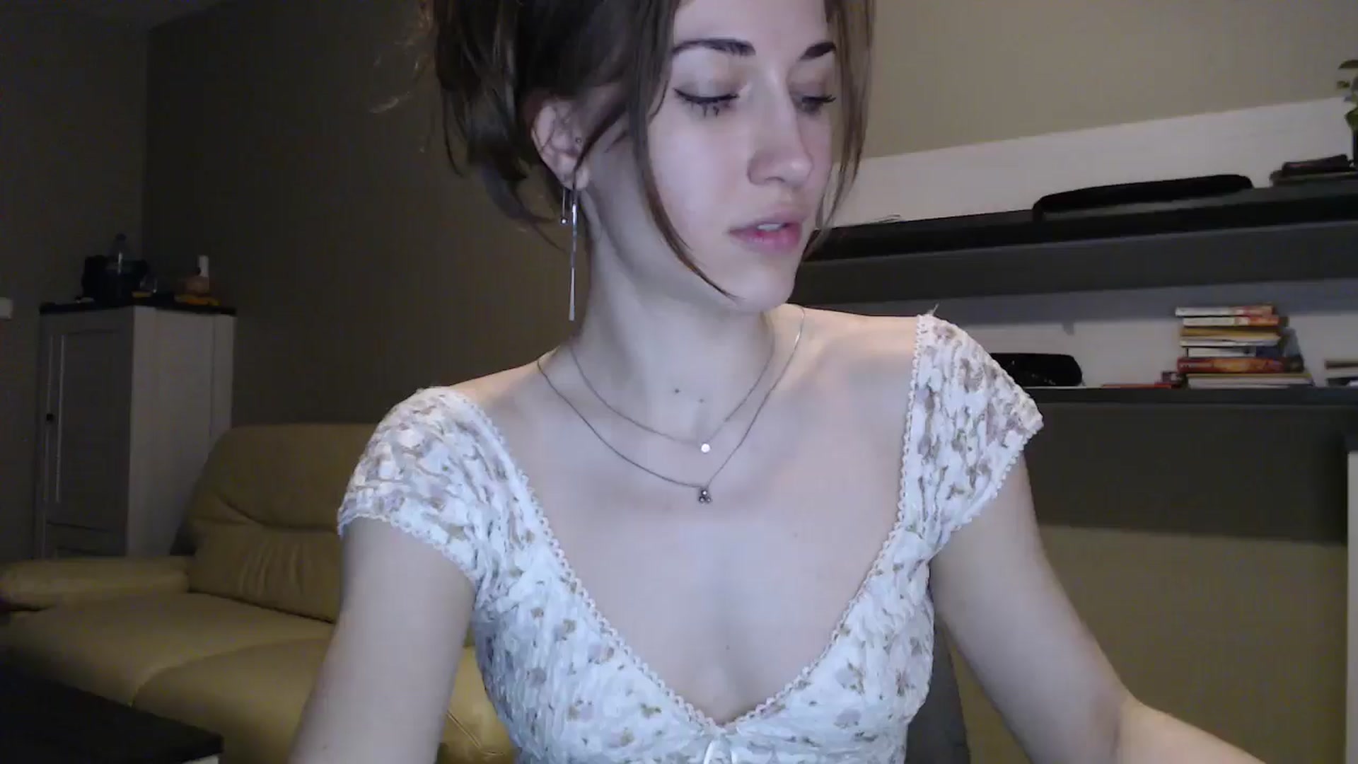 Gallery image thumbnail from GalaxyAnisia's myfreecams stream on, 12/24/2024, 01:55 image 16 of 20