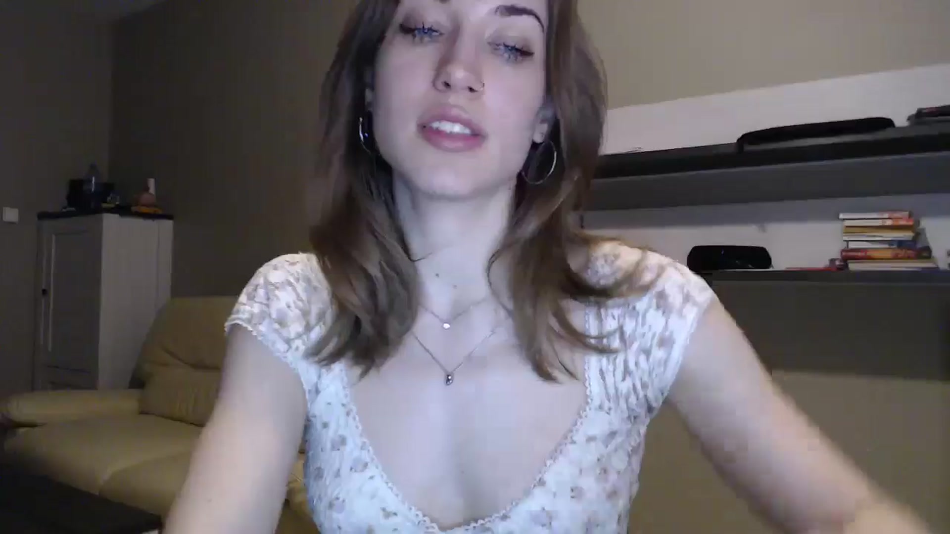 Gallery image thumbnail from GalaxyAnisia's myfreecams stream on, 12/24/2024, 01:55 image 10 of 20
