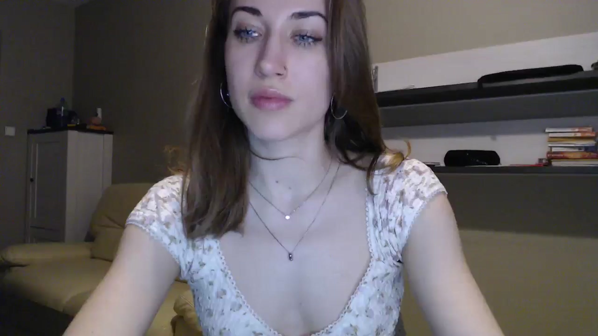 Gallery image thumbnail from GalaxyAnisia's myfreecams stream on, 12/24/2024, 01:55 image 4 of 20