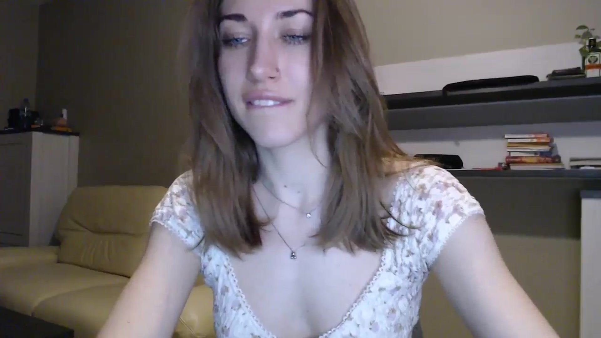 Gallery image thumbnail from GalaxyAnisia's myfreecams stream on, 12/24/2024, 02:54 image 8 of 20