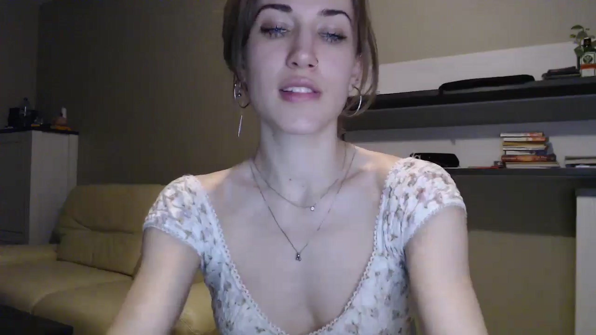 Gallery image thumbnail from GalaxyAnisia's myfreecams stream on, 12/24/2024, 02:54 image 4 of 20