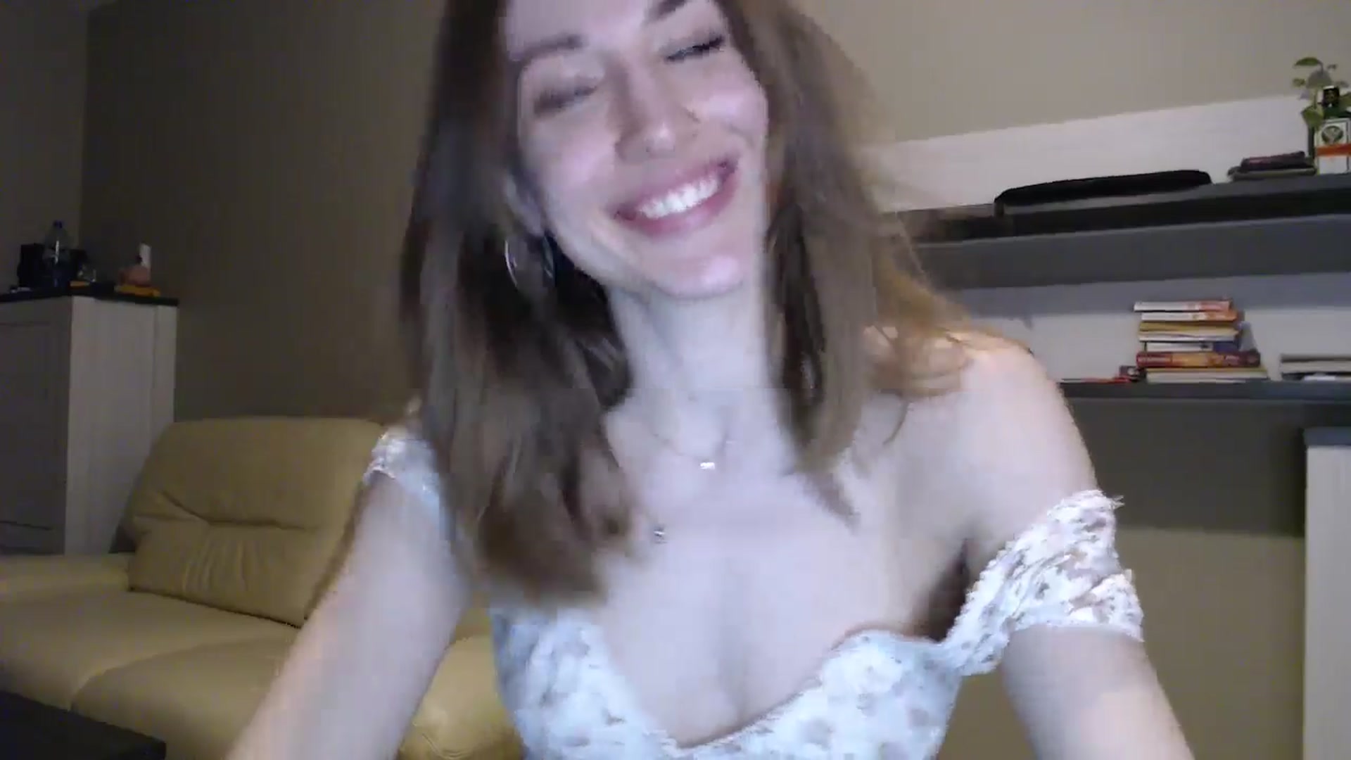 Gallery image thumbnail from GalaxyAnisia's myfreecams stream on, 12/24/2024, 02:54 image 10 of 20