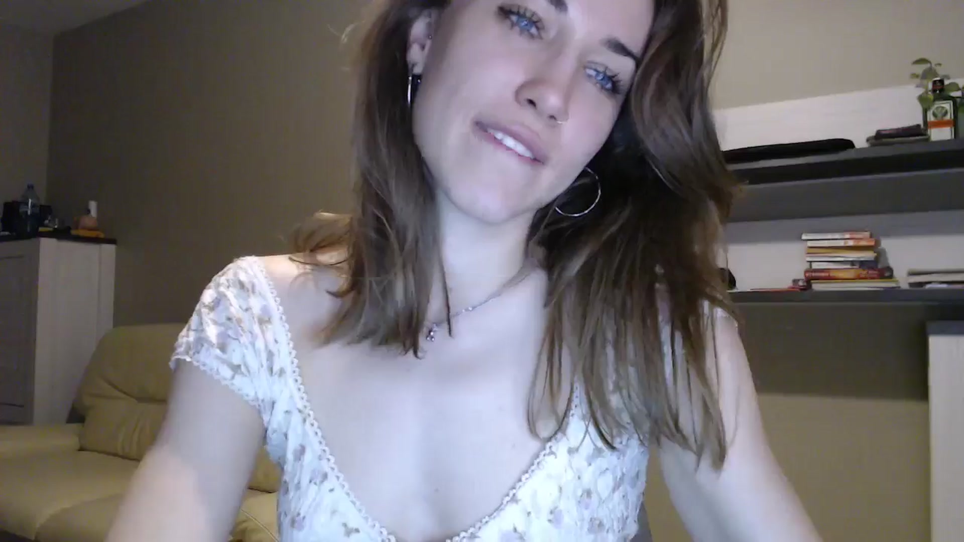 Gallery image thumbnail from GalaxyAnisia's myfreecams stream on, 12/24/2024, 05:08 image 16 of 20