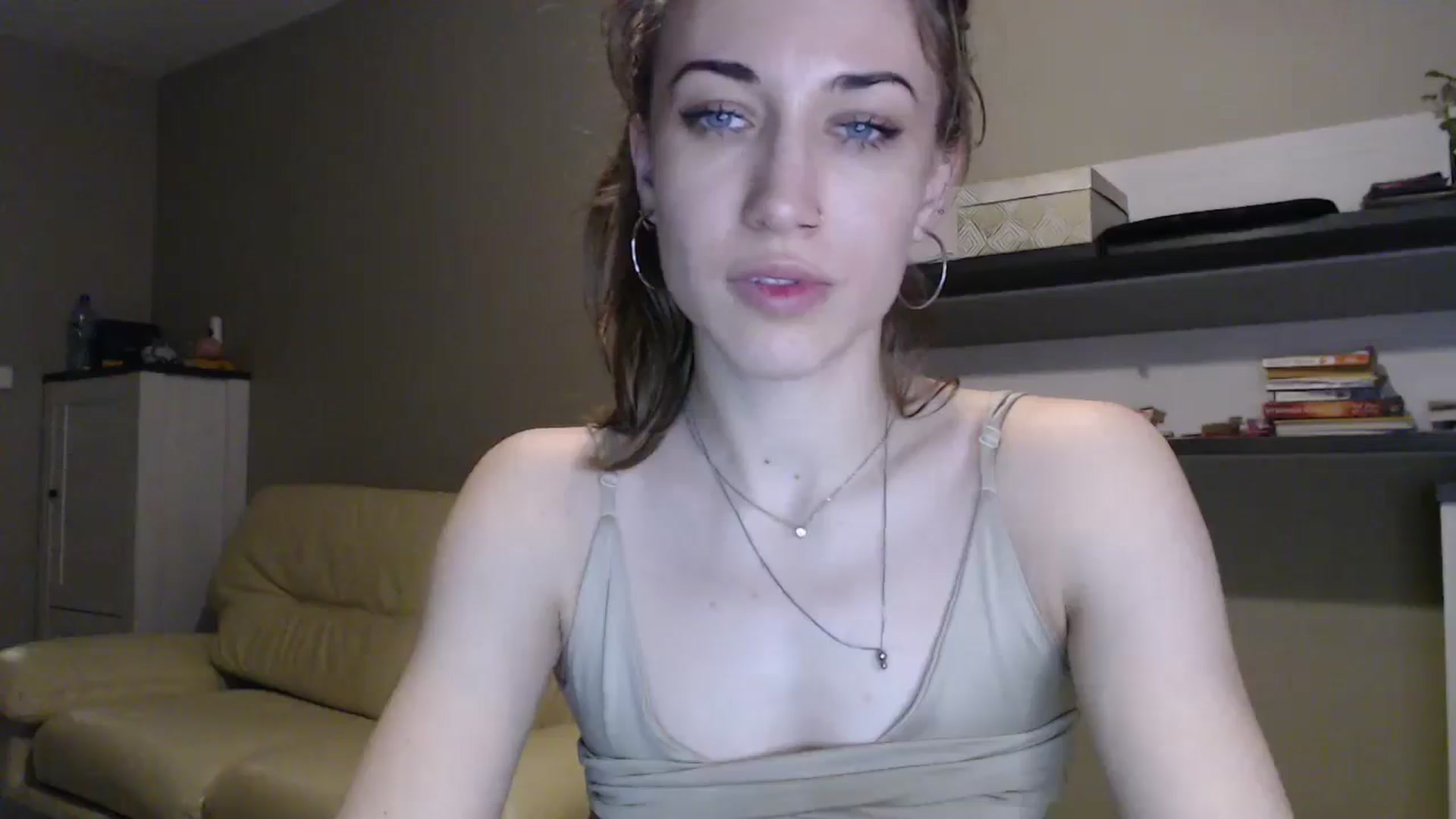 Gallery image thumbnail from GalaxyAnisia's myfreecams stream on, 12/30/2024, 04:13 image 17 of 20