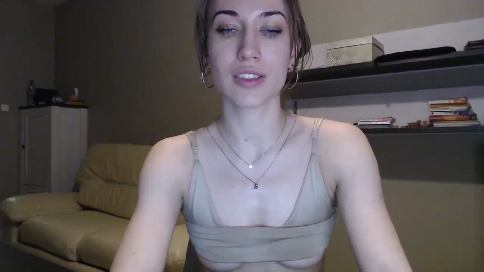 Gallery image thumbnail from GalaxyAnisia's myfreecams stream on, 12/30/2024, 04:41 image 12 of 20