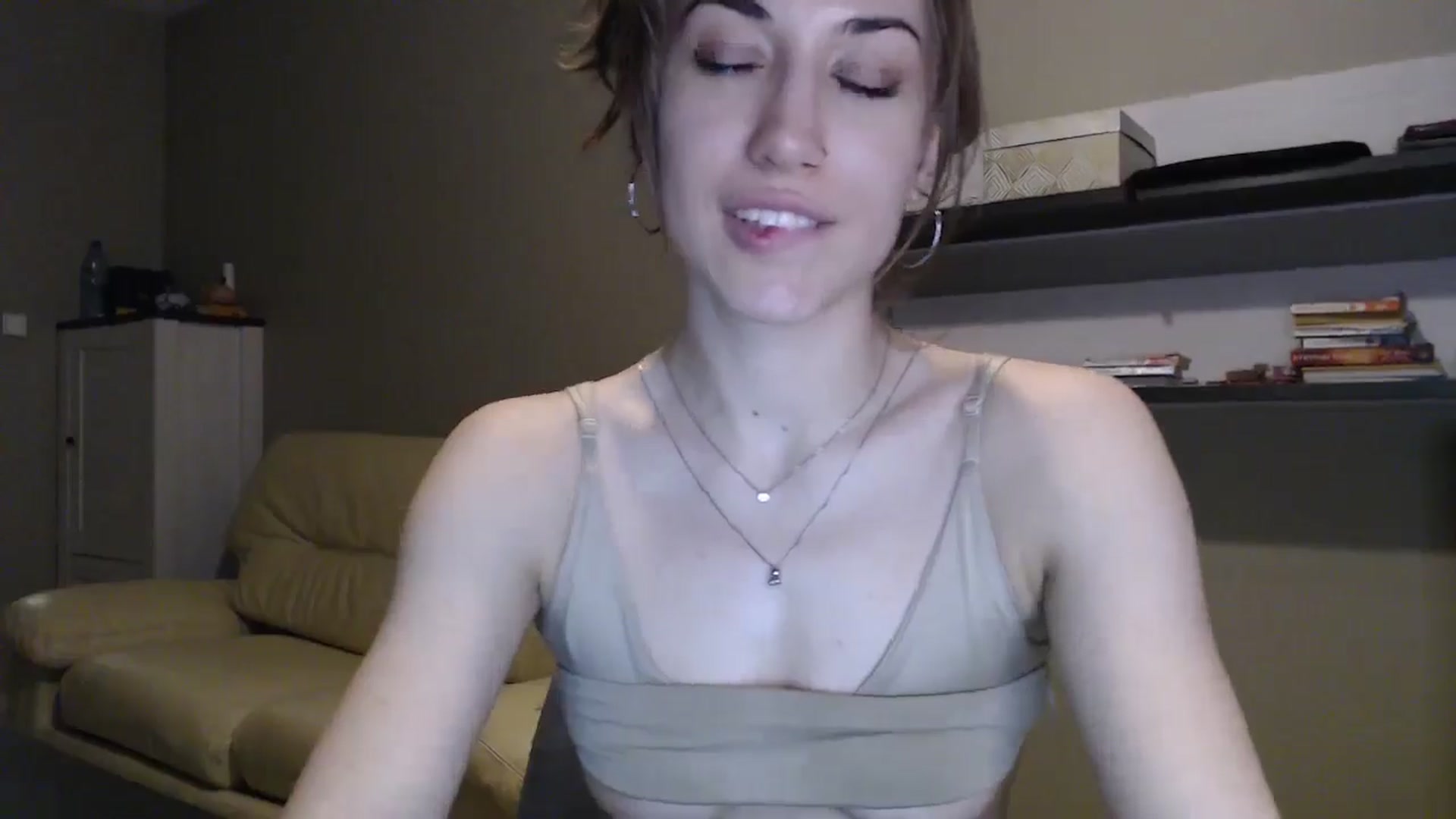Gallery image thumbnail from GalaxyAnisia's myfreecams stream on, 12/30/2024, 04:41 image 20 of 20
