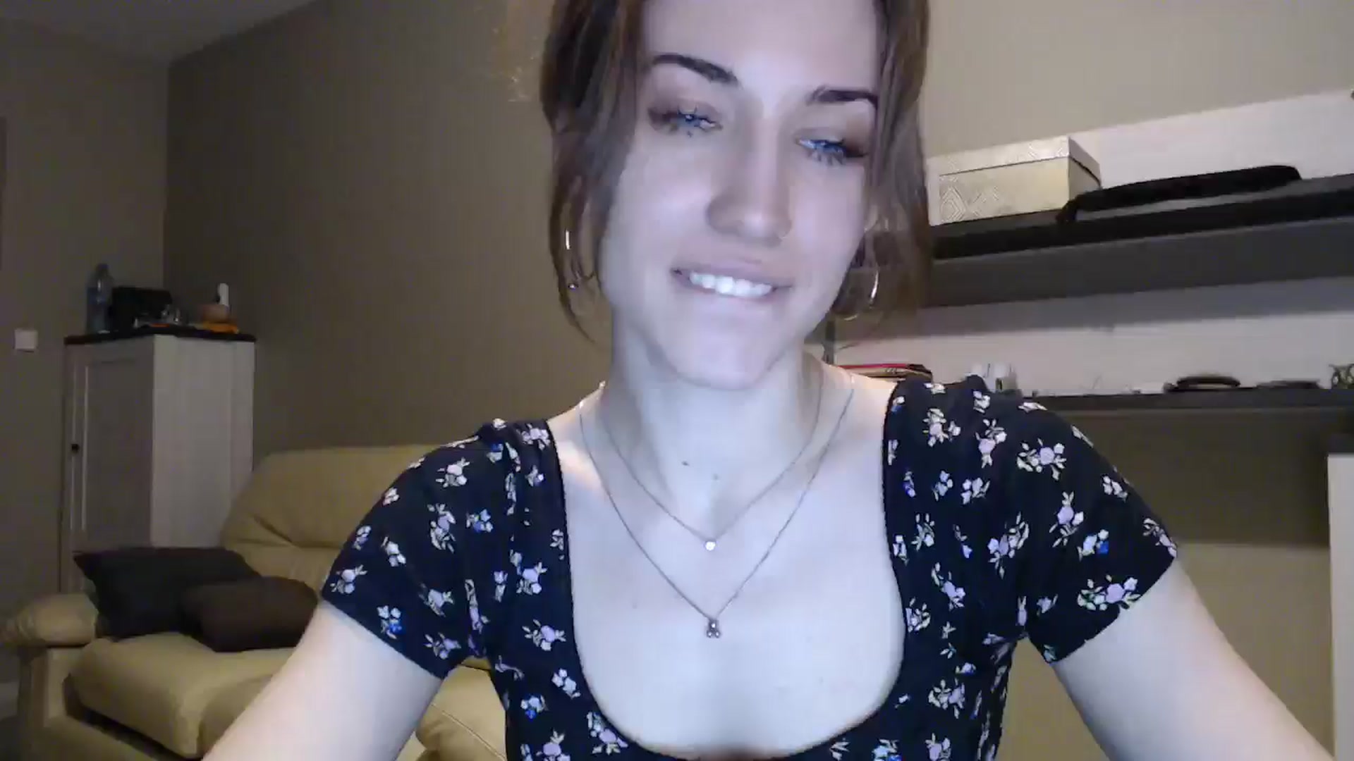 Gallery image thumbnail from GalaxyAnisia's myfreecams stream on, 12/31/2024, 05:56 image 19 of 20