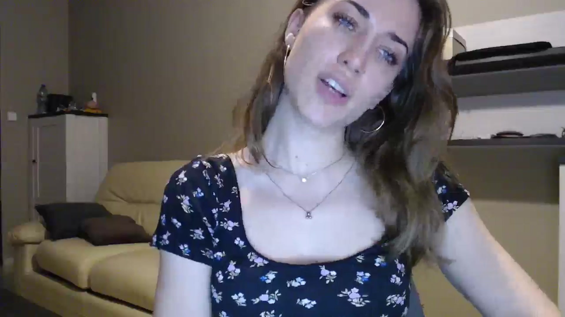 Gallery image thumbnail from GalaxyAnisia's myfreecams stream on, 12/31/2024, 05:56 image 15 of 20