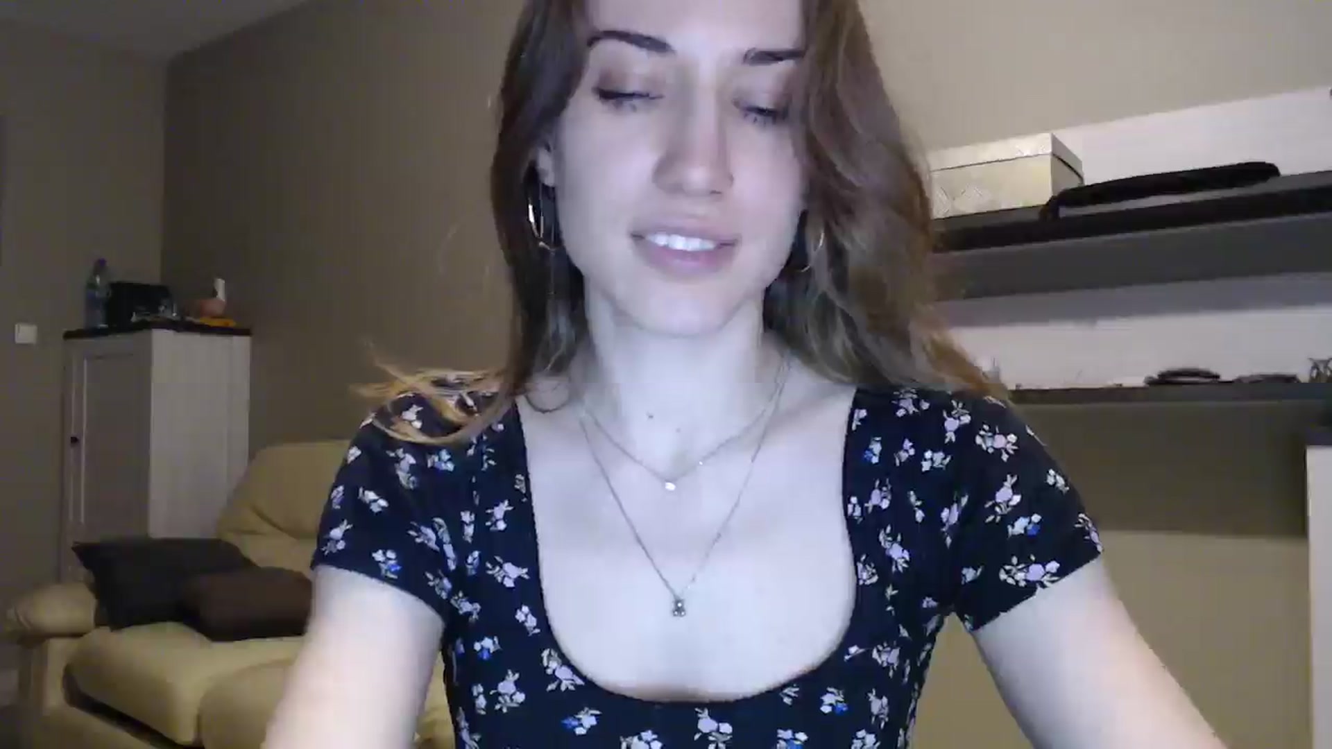 Gallery image thumbnail from GalaxyAnisia's myfreecams stream on, 12/31/2024, 05:56 image 17 of 20