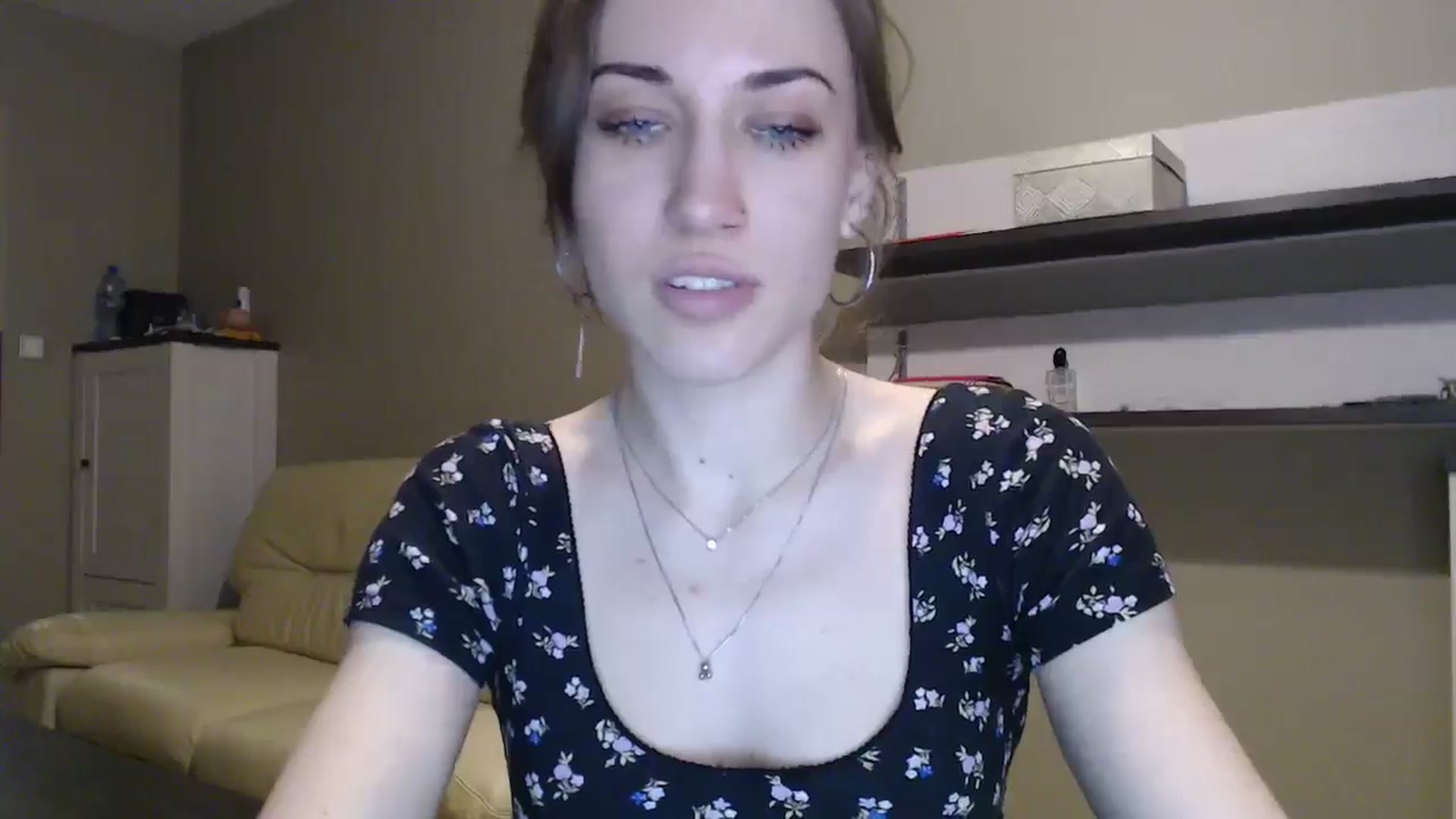 Gallery image thumbnail from GalaxyAnisia's myfreecams stream on, 01/04/2025, 01:40 image 17 of 20