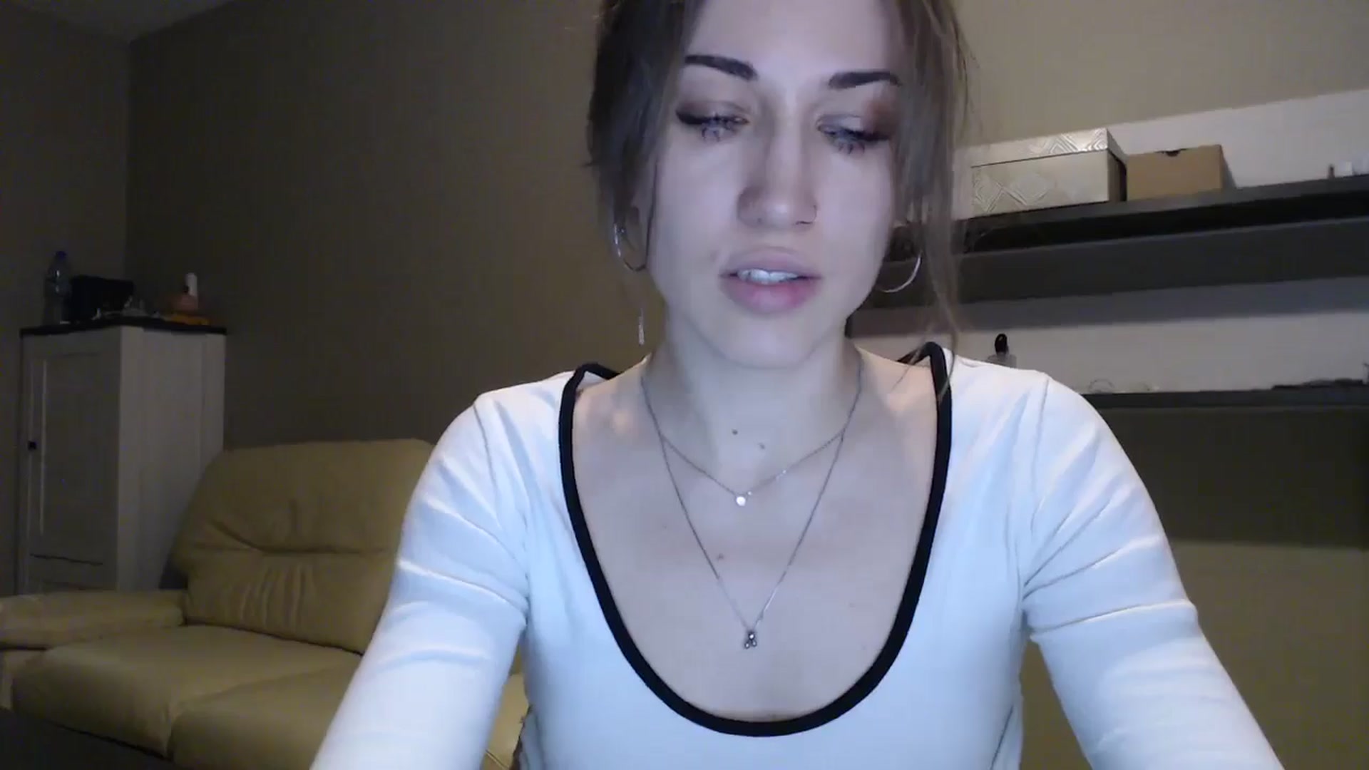 Gallery image thumbnail from GalaxyAnisia's myfreecams stream on, 01/05/2025, 05:39 image 9 of 20