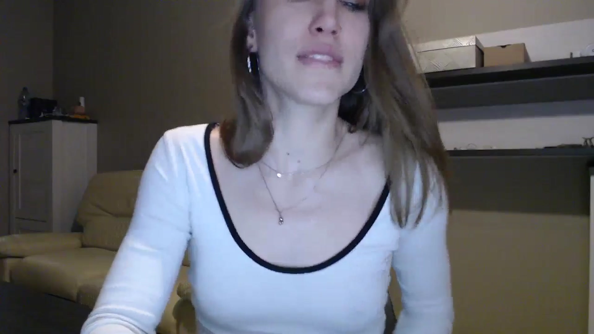 Gallery image thumbnail from GalaxyAnisia's myfreecams stream on, 01/05/2025, 05:39 image 3 of 20