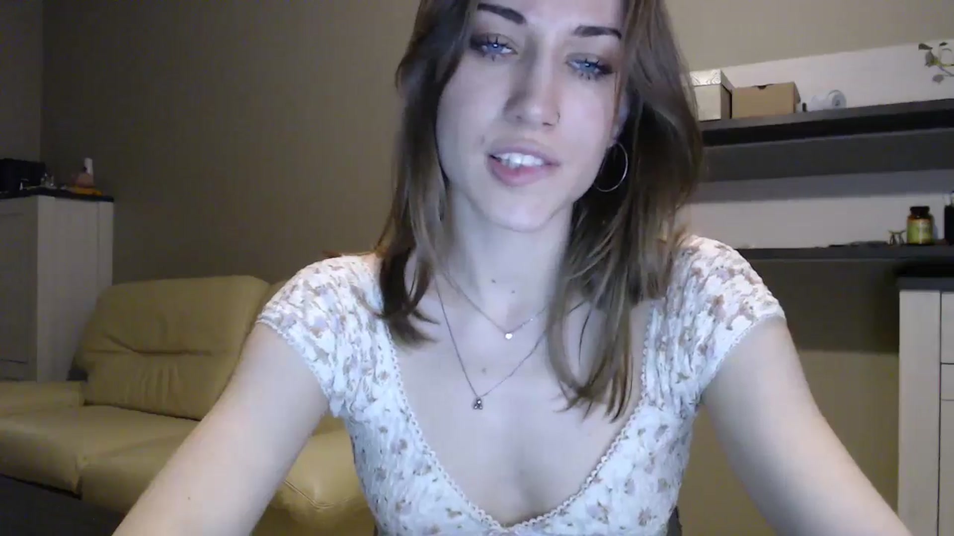 Gallery image thumbnail from GalaxyAnisia's myfreecams stream on, 01/05/2025, 21:18 image 7 of 20