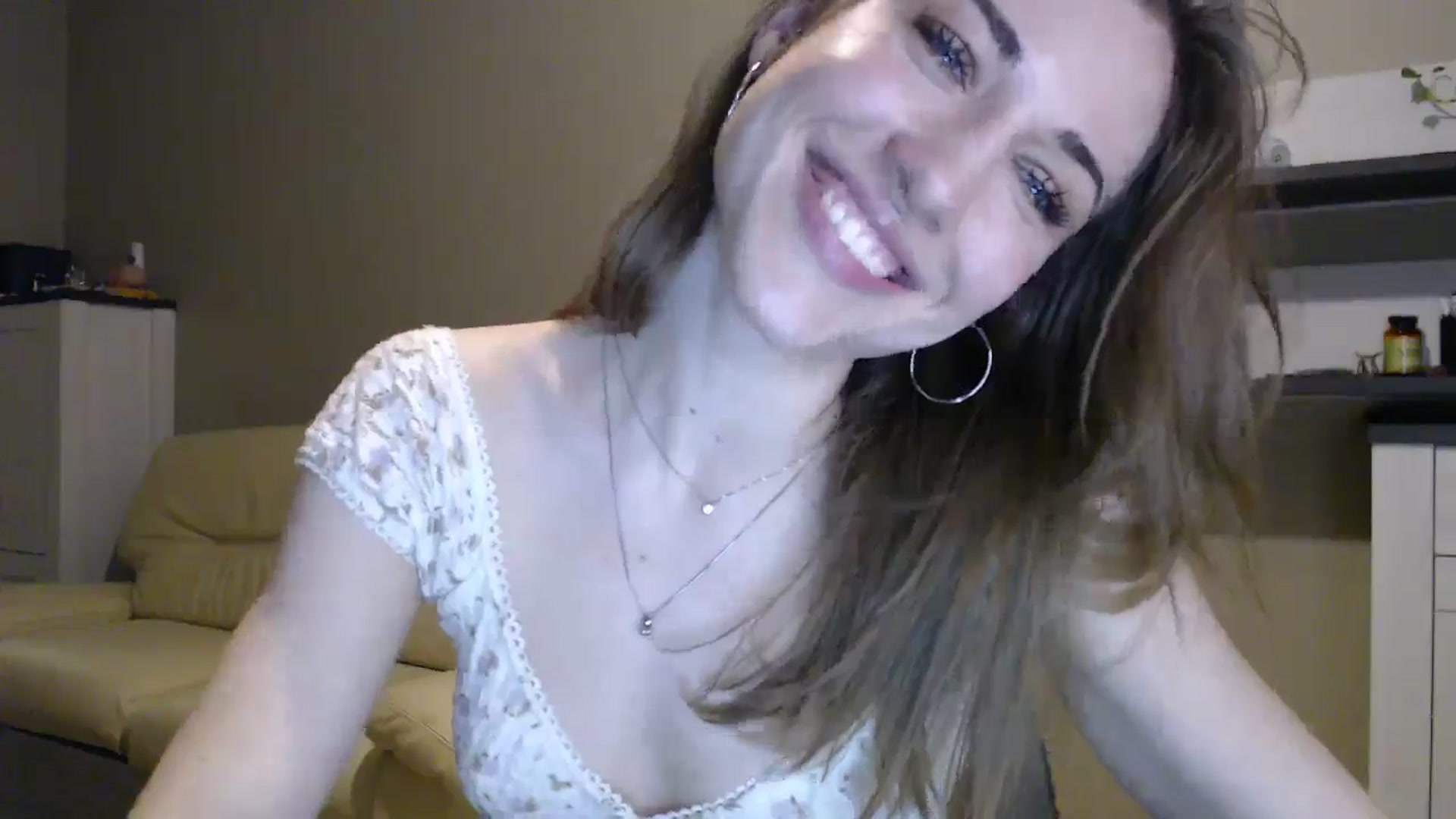 Gallery image thumbnail from GalaxyAnisia's myfreecams stream on, 01/05/2025, 21:18 image 14 of 20