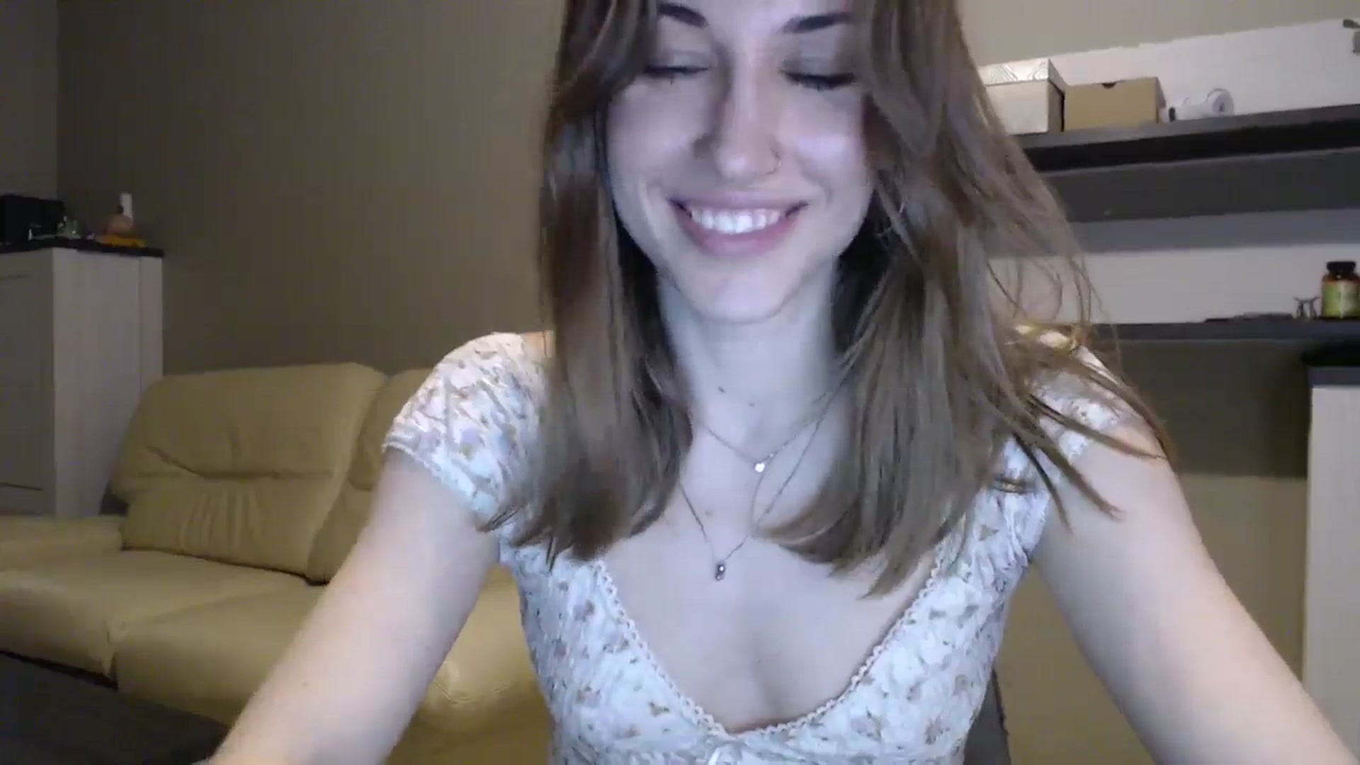 Gallery image thumbnail from GalaxyAnisia's myfreecams stream on, 01/05/2025, 21:18 image 16 of 20