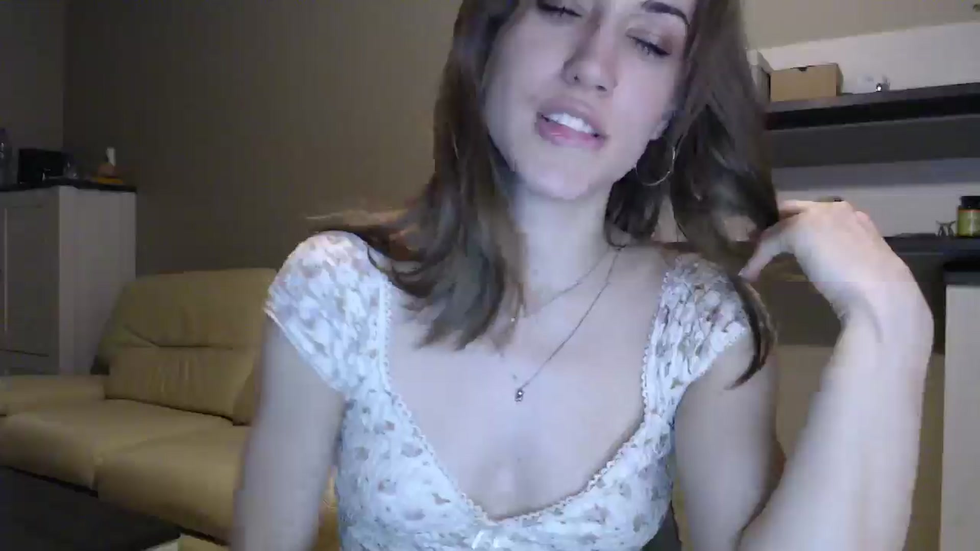 Gallery image thumbnail from GalaxyAnisia's myfreecams stream on, 01/05/2025, 23:12 image 12 of 20