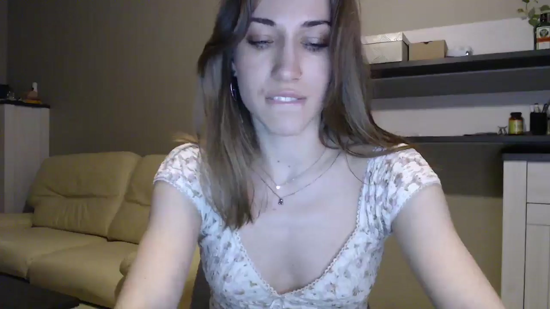 Gallery image thumbnail from GalaxyAnisia's myfreecams stream on, 01/05/2025, 23:12 image 18 of 20