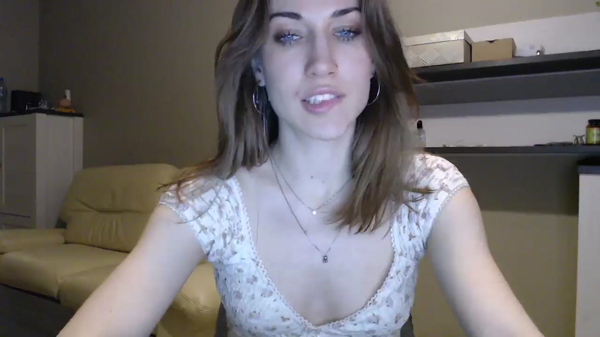 Gallery image thumbnail from GalaxyAnisia's myfreecams stream on, 01/05/2025, 23:12 image 7 of 20