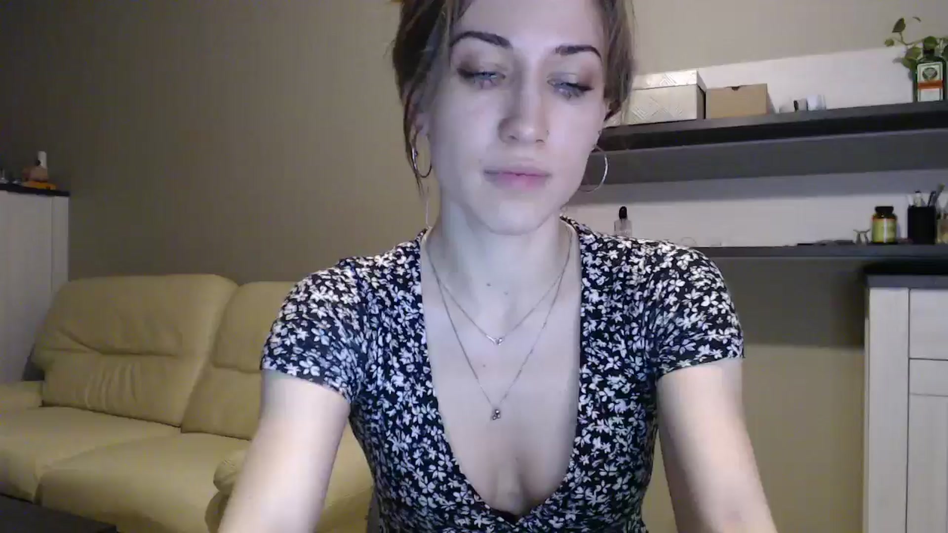 Gallery image thumbnail from GalaxyAnisia's myfreecams stream on, 01/07/2025, 03:34 image 17 of 20