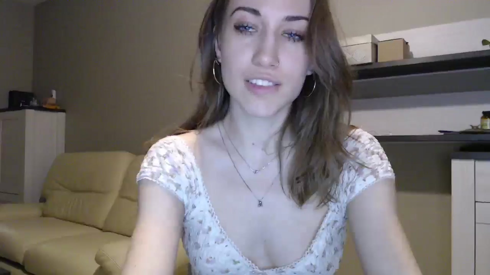 Gallery image thumbnail from GalaxyAnisia's myfreecams stream on, 01/12/2025, 24:00 image 3 of 20