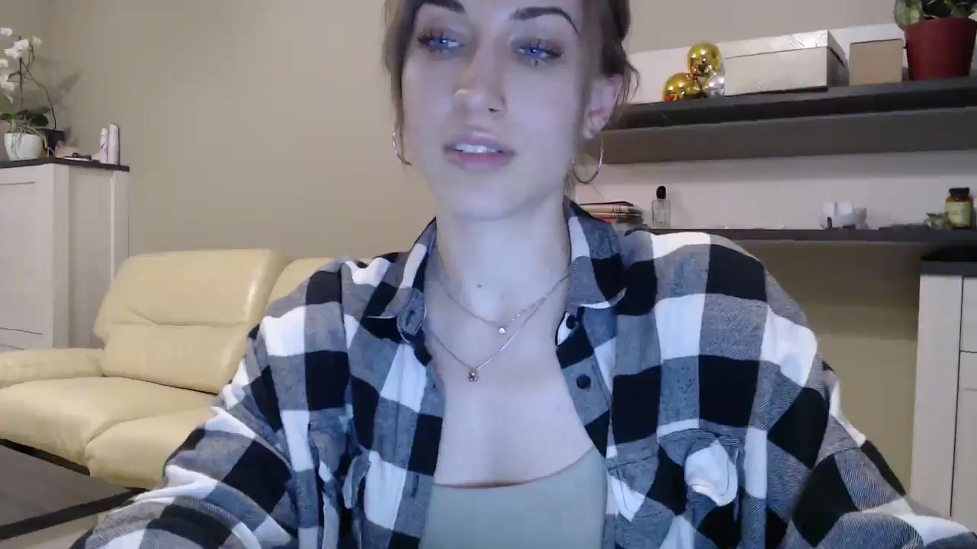 Gallery image thumbnail from GalaxyAnisia's myfreecams stream on, 01/21/2025, 01:49 image 19 of 20