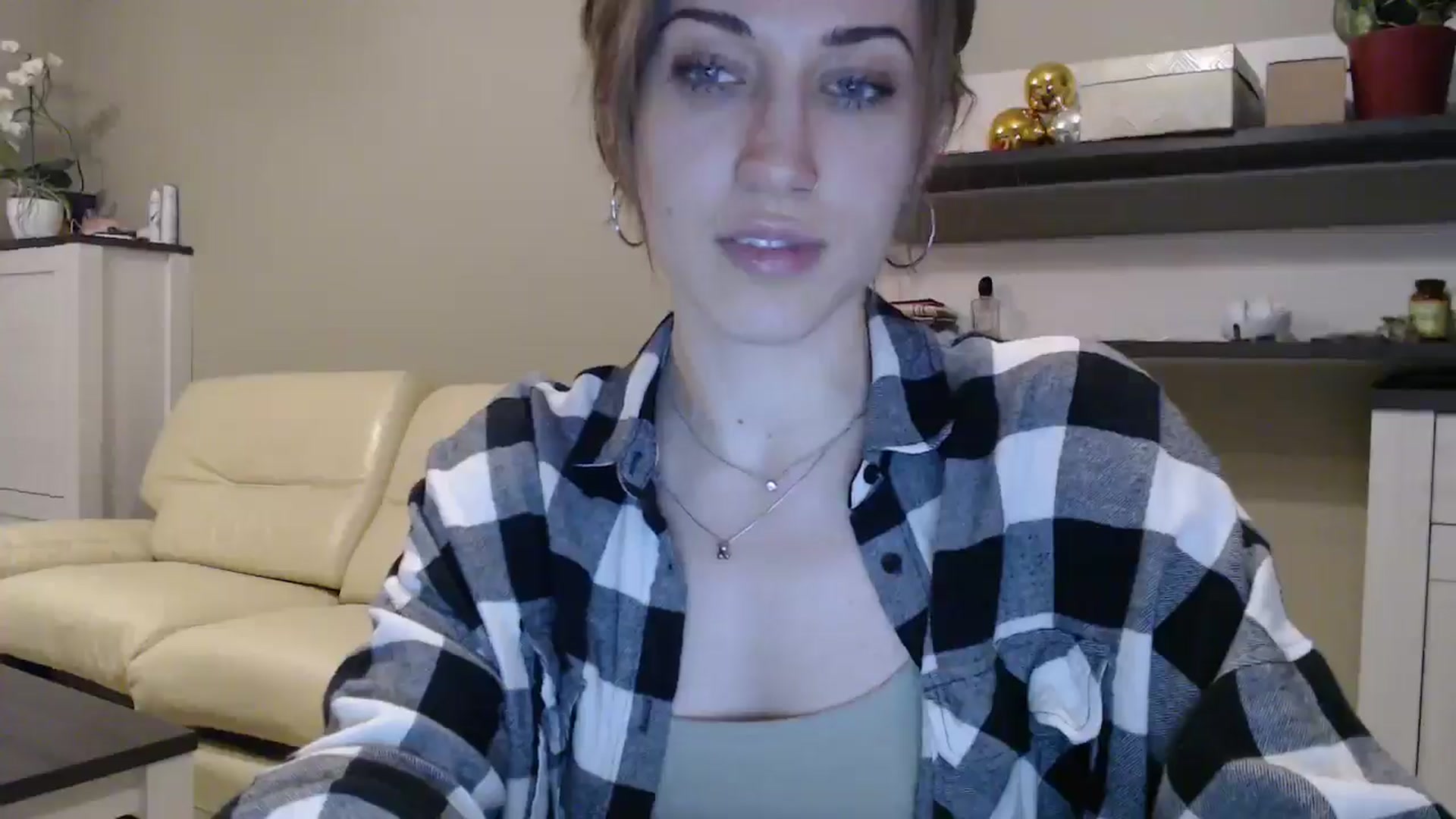 Gallery image thumbnail from GalaxyAnisia's myfreecams stream on, 01/21/2025, 01:49 image 20 of 20