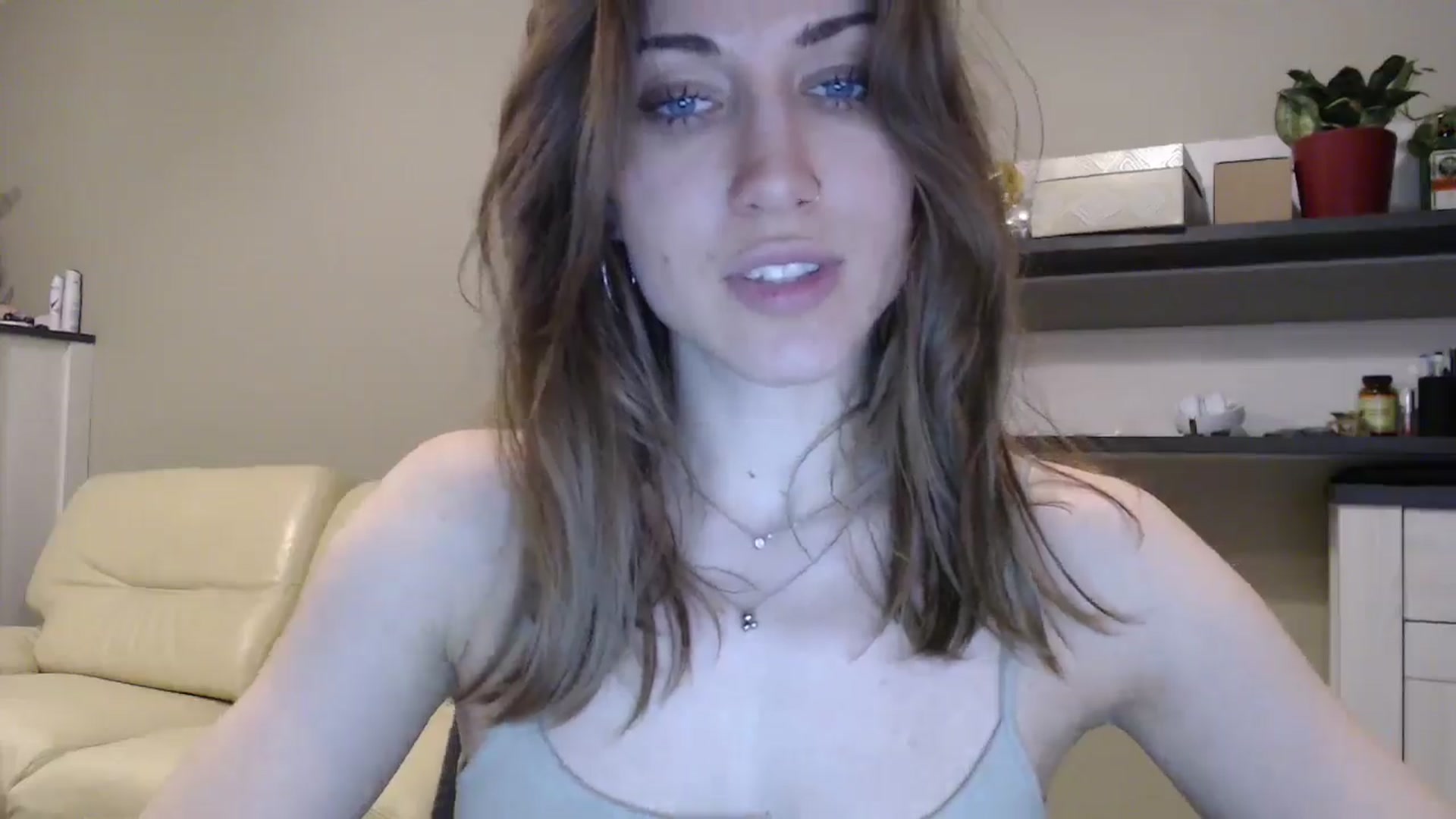 Gallery image thumbnail from GalaxyAnisia's myfreecams stream on, 01/21/2025, 03:32 image 12 of 20