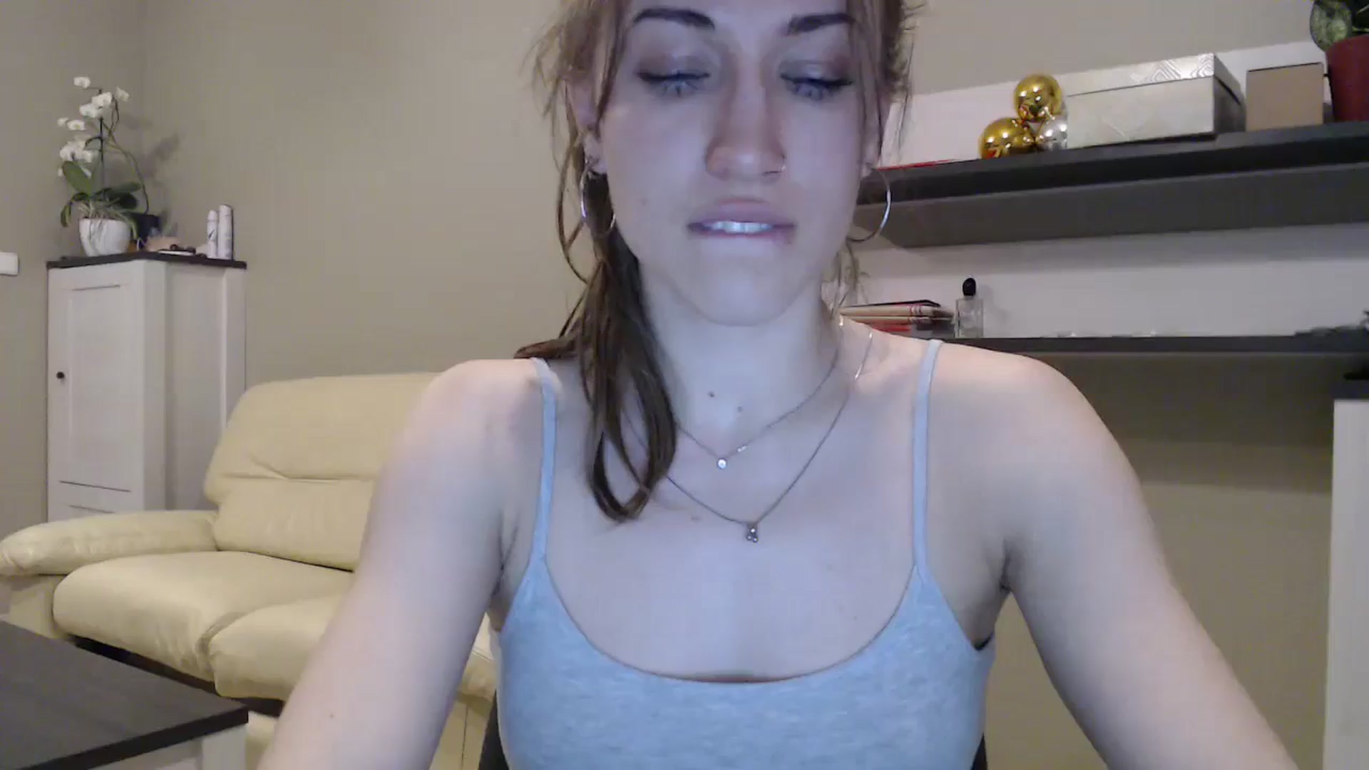Gallery image thumbnail from GalaxyAnisia's myfreecams stream on, 01/22/2025, 05:15 image 16 of 20