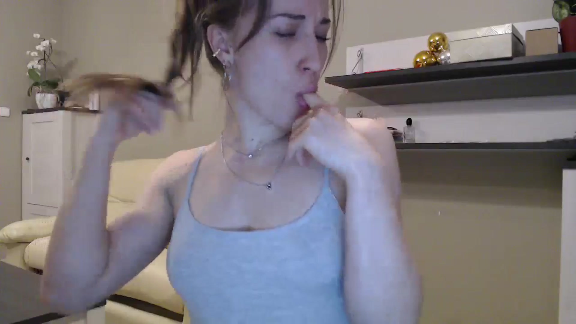 Gallery image thumbnail from GalaxyAnisia's myfreecams stream on, 01/22/2025, 05:15 image 12 of 20
