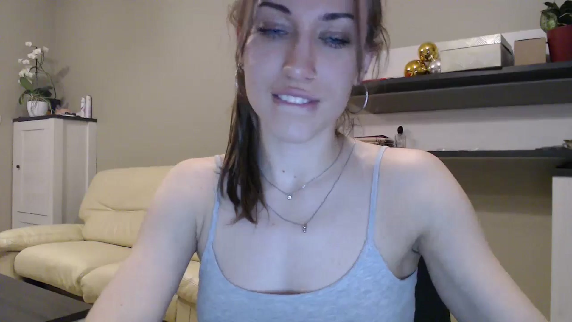 Gallery image thumbnail from GalaxyAnisia's myfreecams stream on, 01/22/2025, 06:14 image 9 of 20