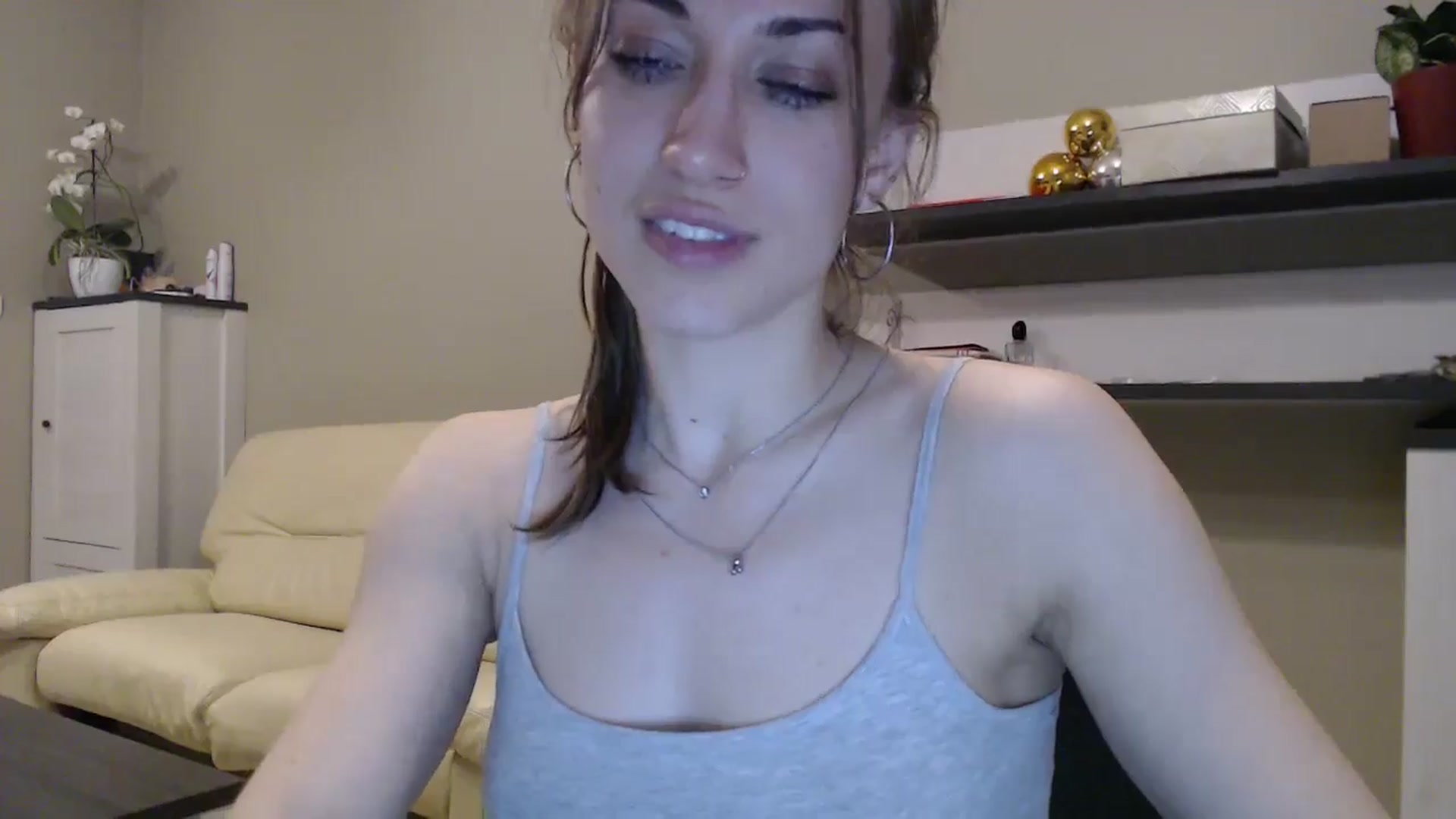 Gallery image thumbnail from GalaxyAnisia's myfreecams stream on, 01/22/2025, 06:14 image 17 of 20