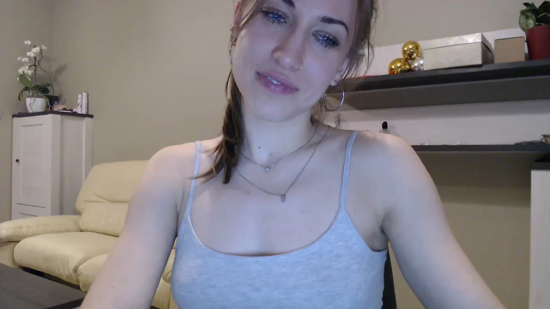Gallery image thumbnail from GalaxyAnisia's myfreecams stream on, 01/22/2025, 06:14 image 4 of 20