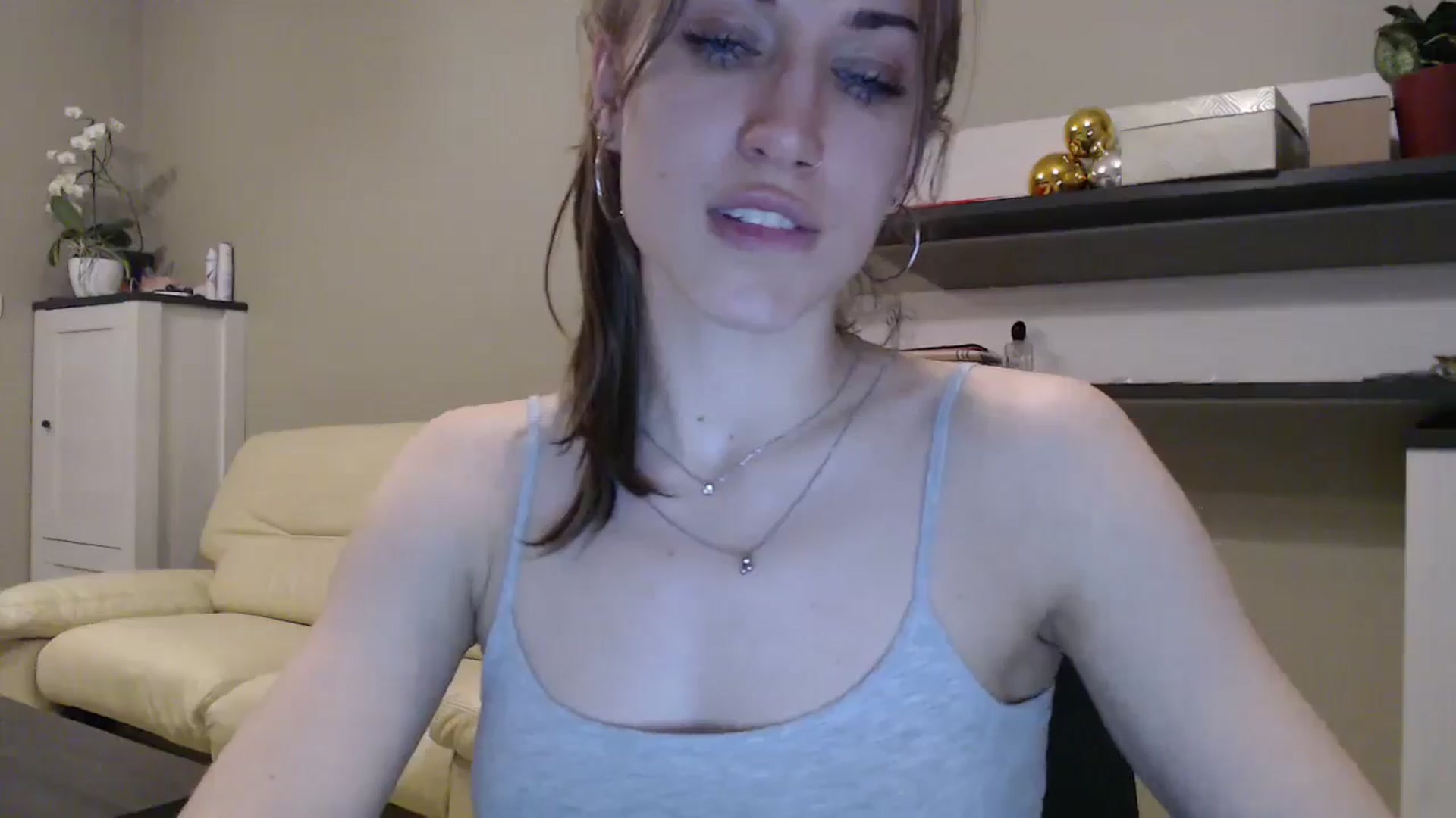 Gallery image thumbnail from GalaxyAnisia's myfreecams stream on, 01/22/2025, 06:14 image 19 of 20