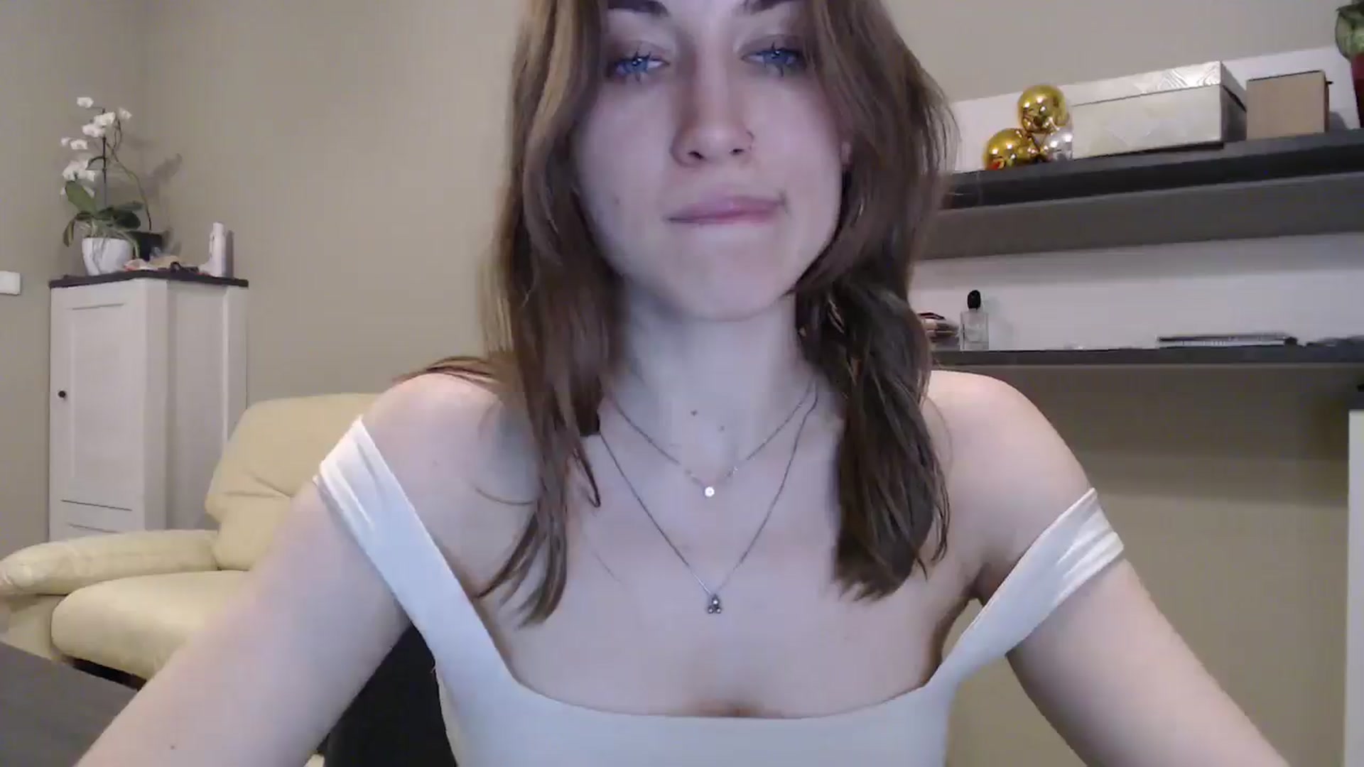 Gallery image thumbnail from GalaxyAnisia's myfreecams stream on, 01/23/2025, 04:15 image 8 of 20