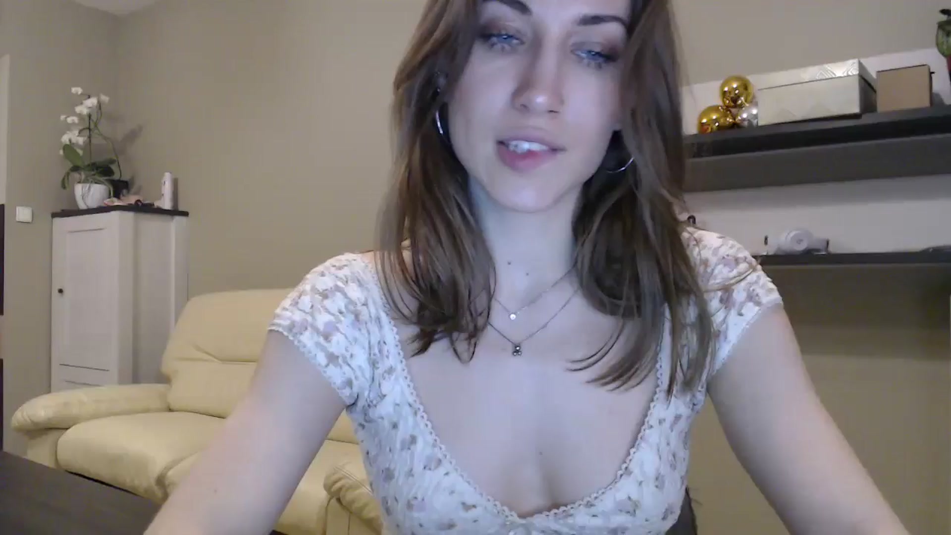 Gallery image thumbnail from GalaxyAnisia's myfreecams stream on, 01/24/2025, 04:23 image 20 of 20