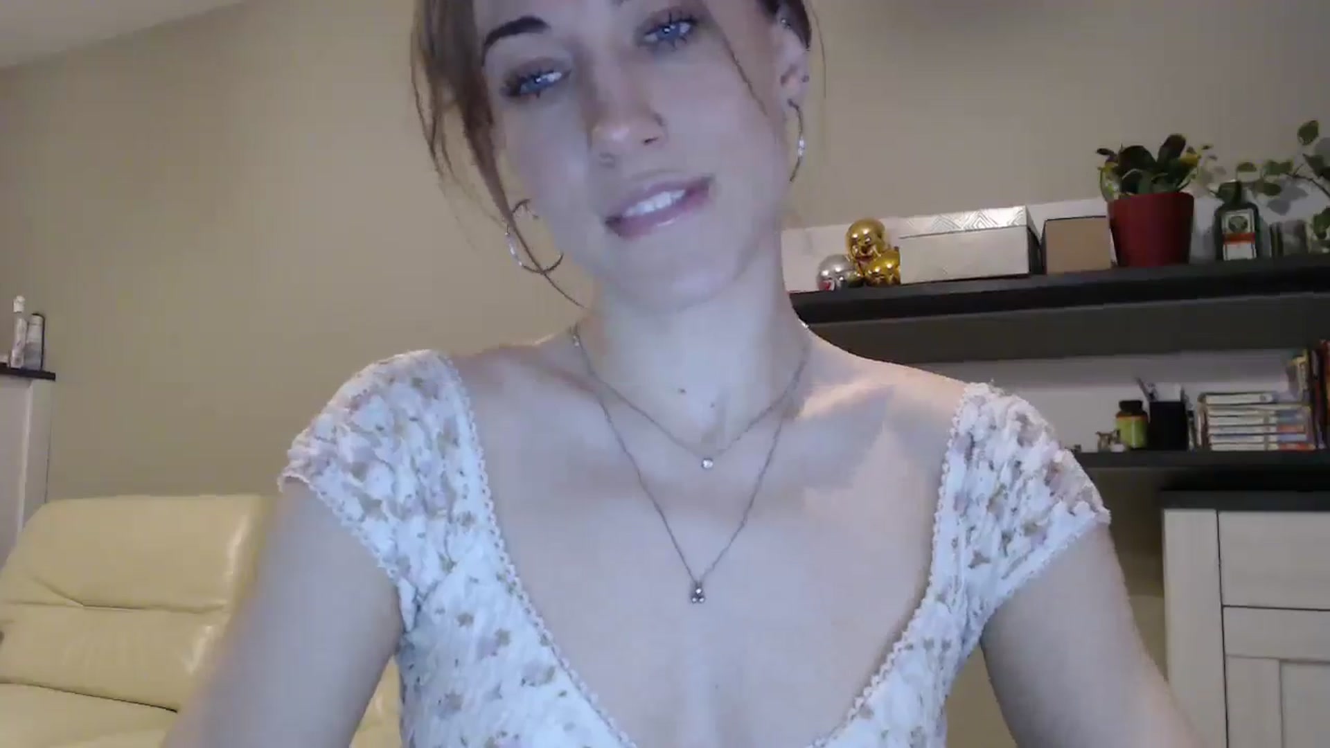 Gallery image thumbnail from GalaxyAnisia's myfreecams stream on, 02/09/2025, 20:23 image 5 of 20